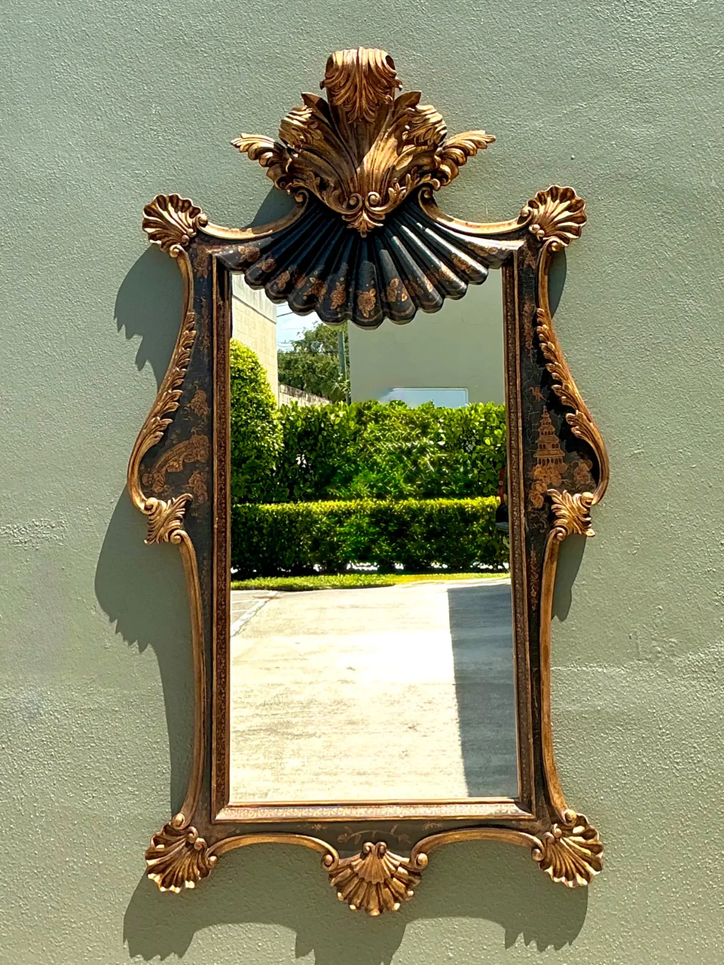 Vintage William Switzer Gilt Chinoiserie Wall Mirror — additional photo 5