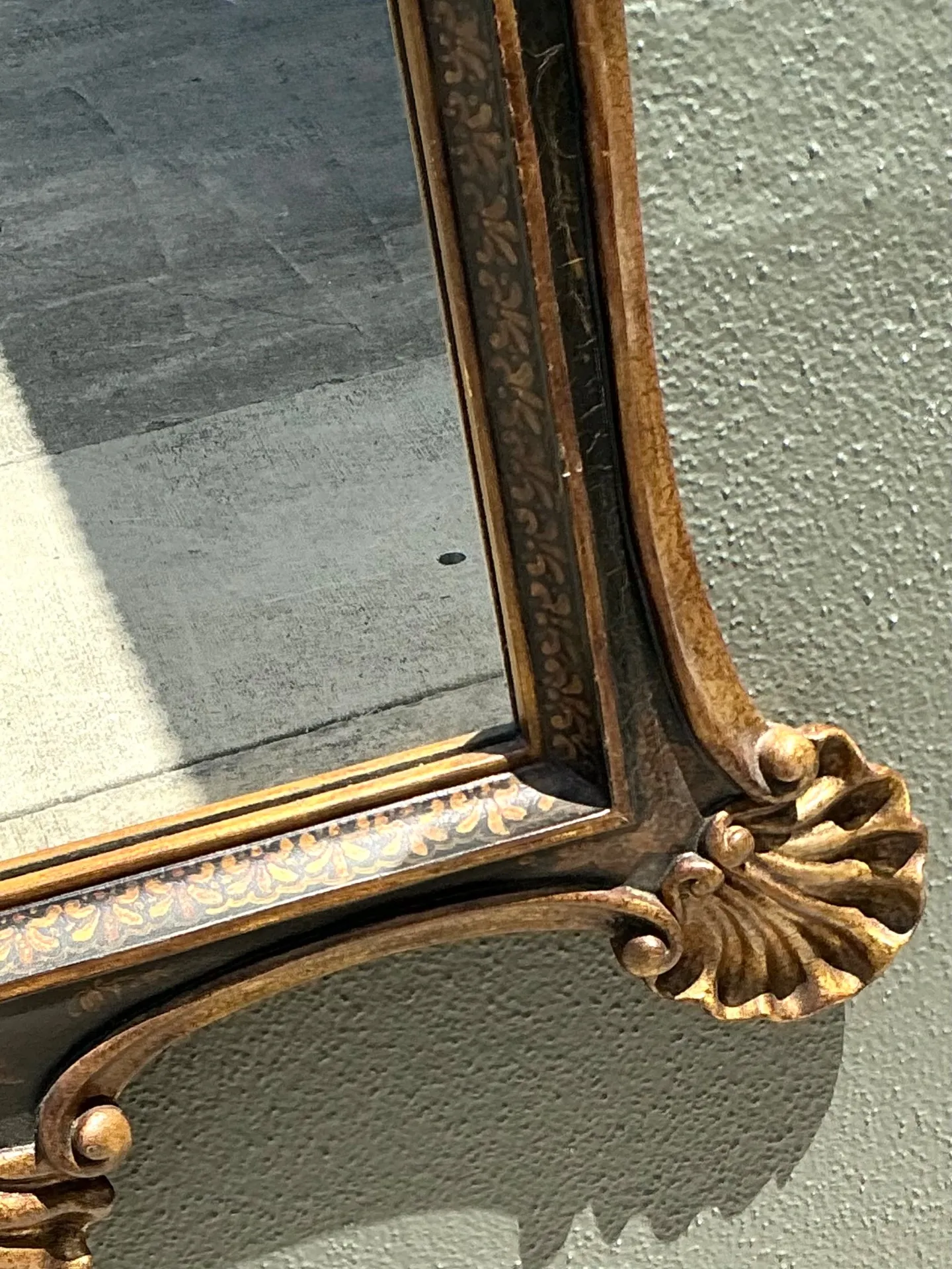 Vintage William Switzer Gilt Chinoiserie Wall Mirror — additional photo 6