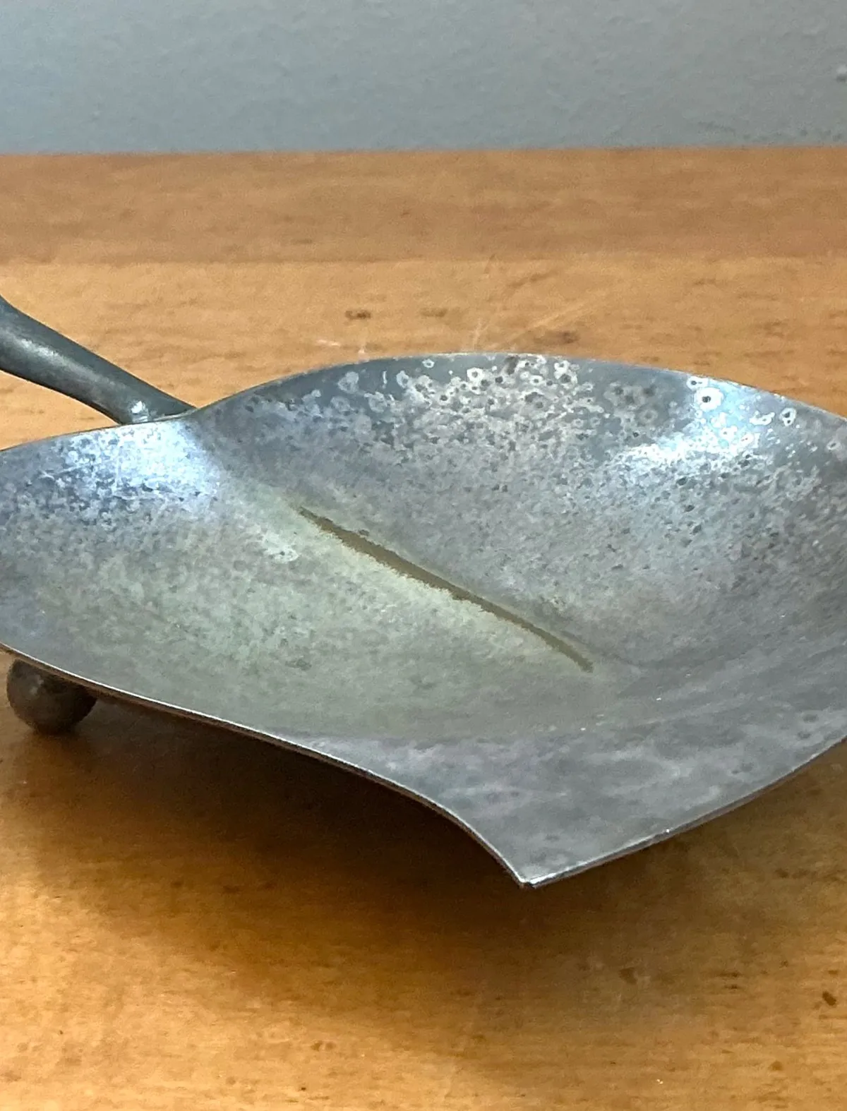 Vintage Decorative Leaf Metal Bowl — additional photo 5