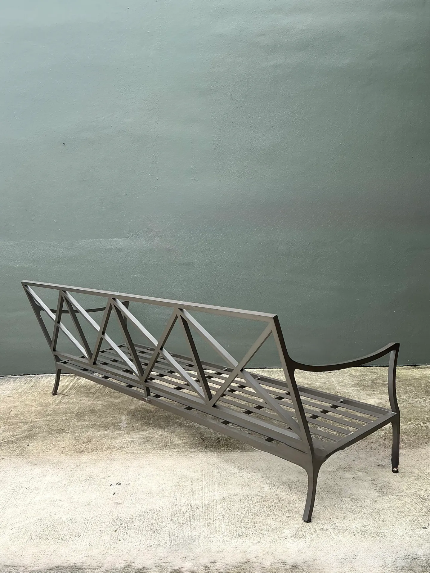 Vintage McKinnon And Harris “Beaufort” Cast Aluminum Sofa — additional photo 6