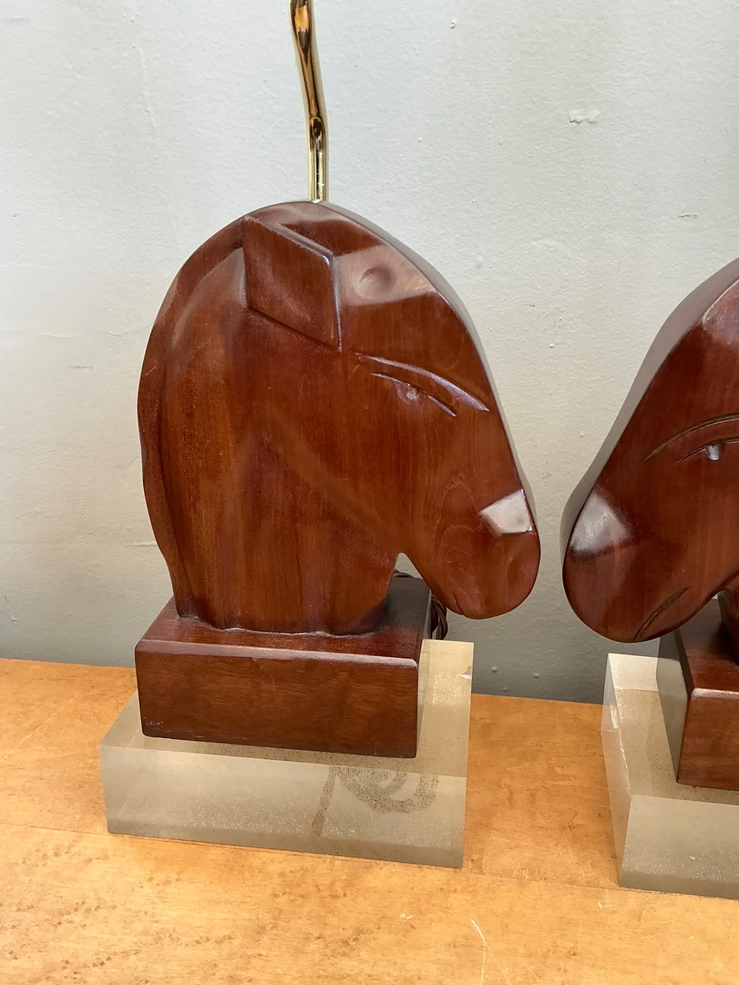 Vintage Carved Wood Horse Lamps on Lucite Base - A Pair — additional photo 2