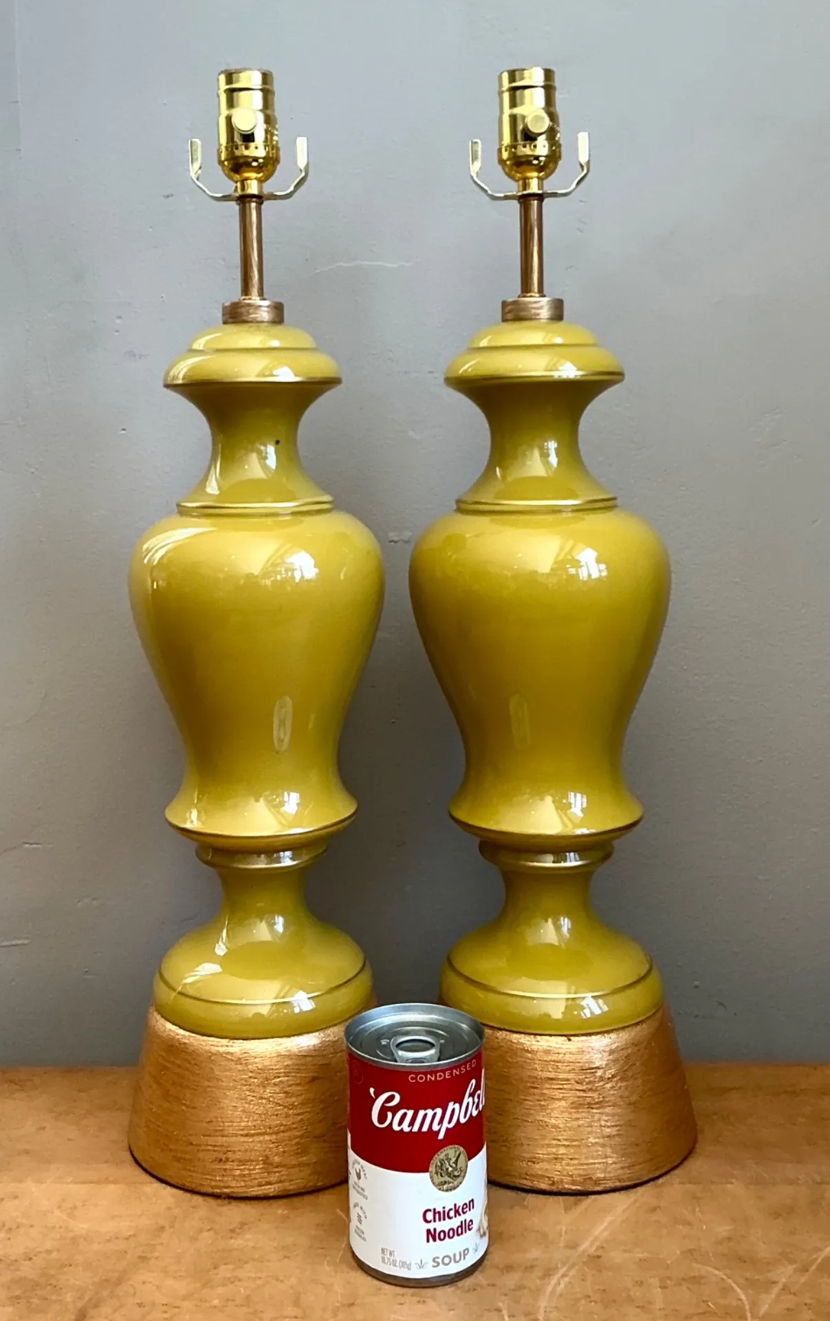 Vintage Gilt Tipped Painted Glass Lamps - A Pair — additional photo 4