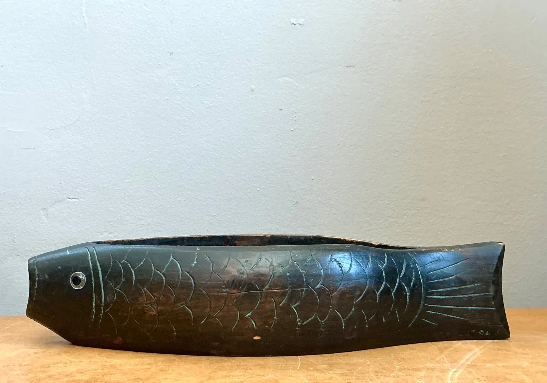 Vintage Carved Wood Fish Bowl — additional photo 3