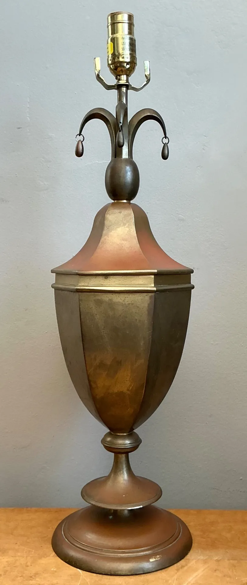 Vintage Chapman Metal Urn Form Table Lamp — additional photo 8