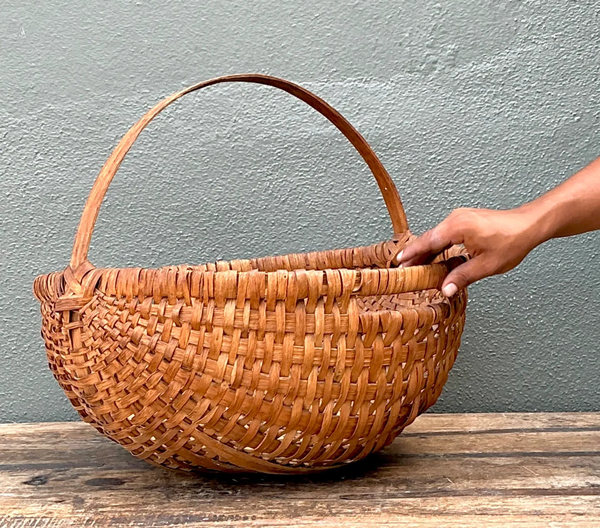 Vintage Handwoven Shaker Rattan Basket — additional photo 5