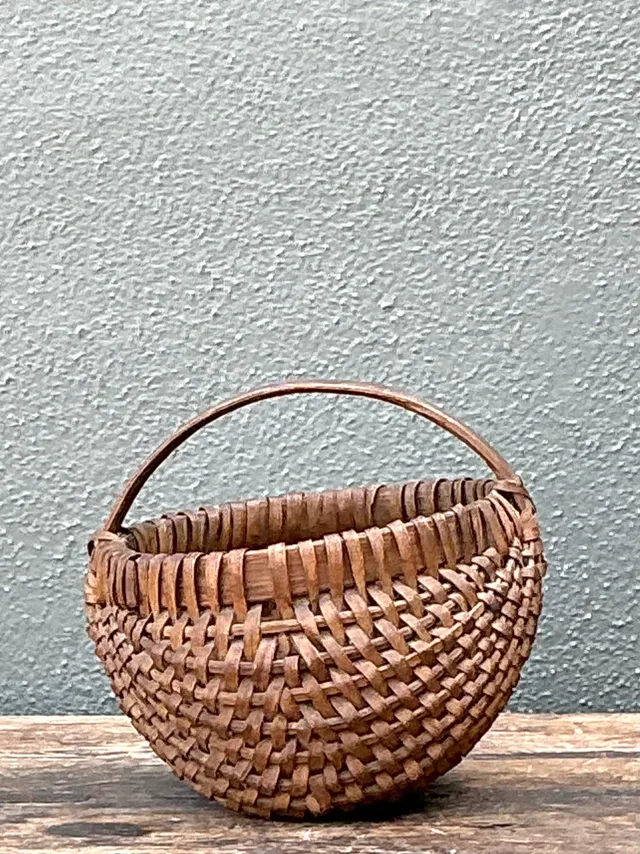 Vintage Shaker Style Woven Basket — additional photo 3