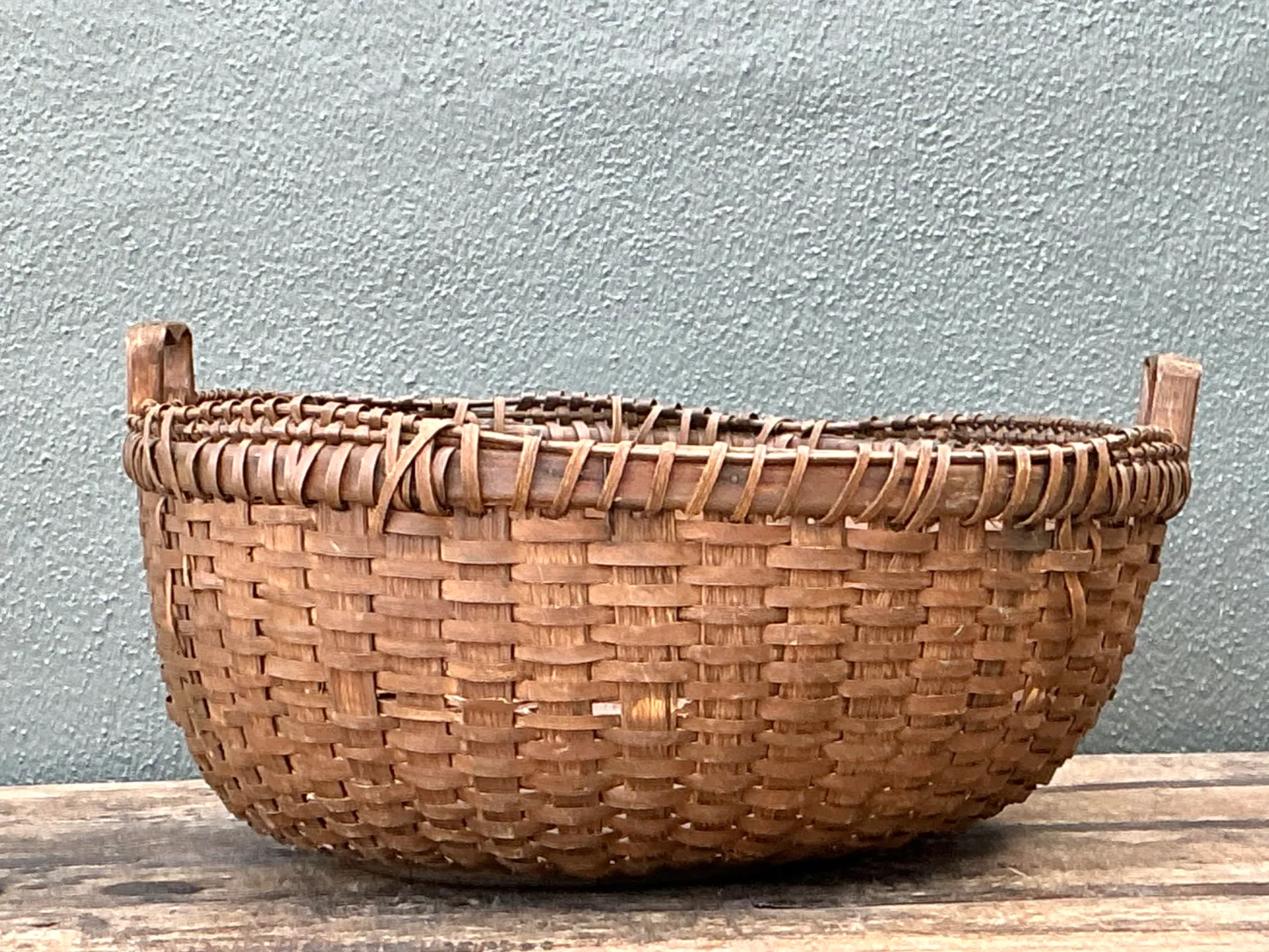 Vintage Shaker Style Rattan Basket — additional photo 5