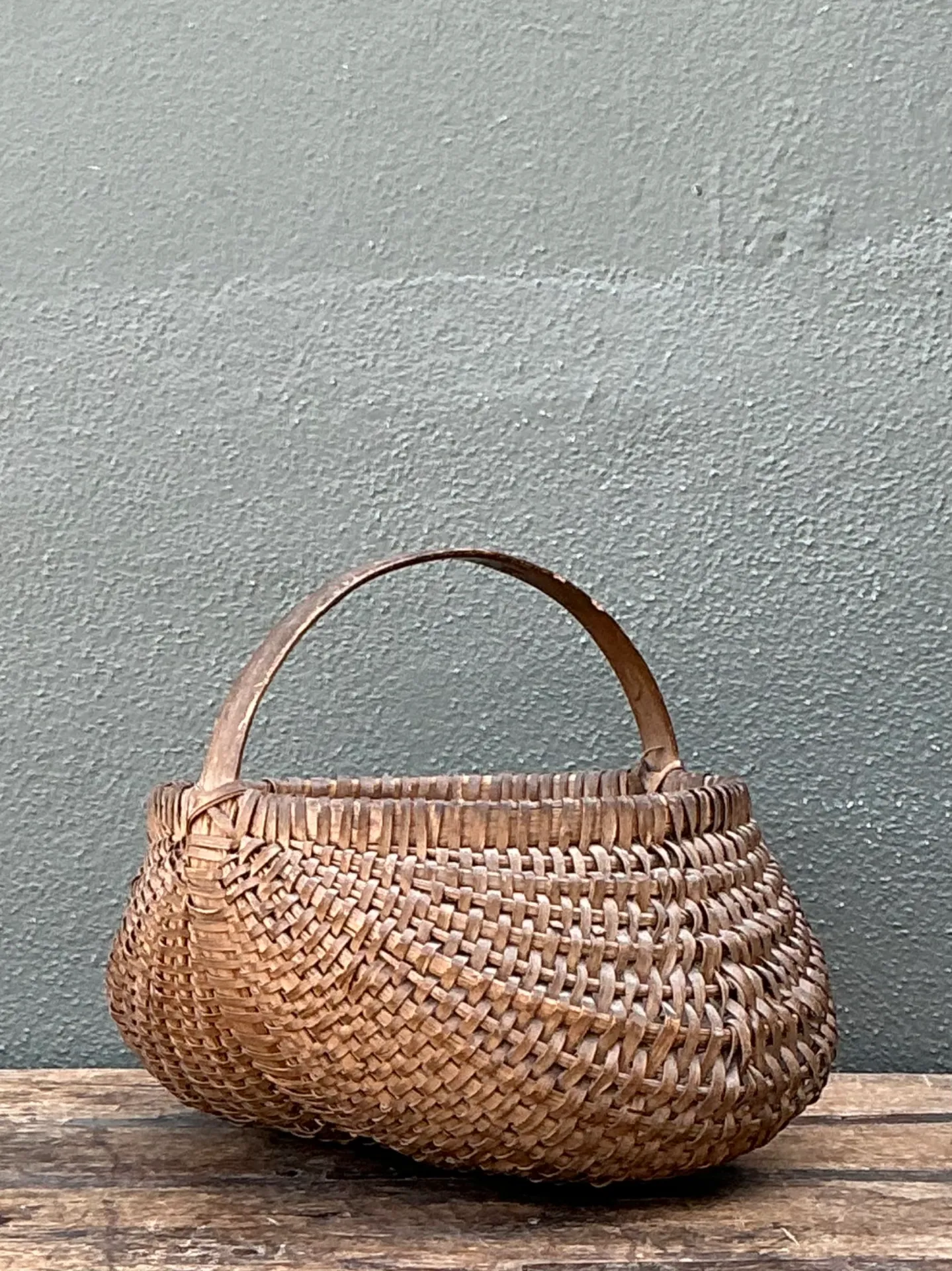 Vintage Shaker Style Rattan Basket — additional photo 2