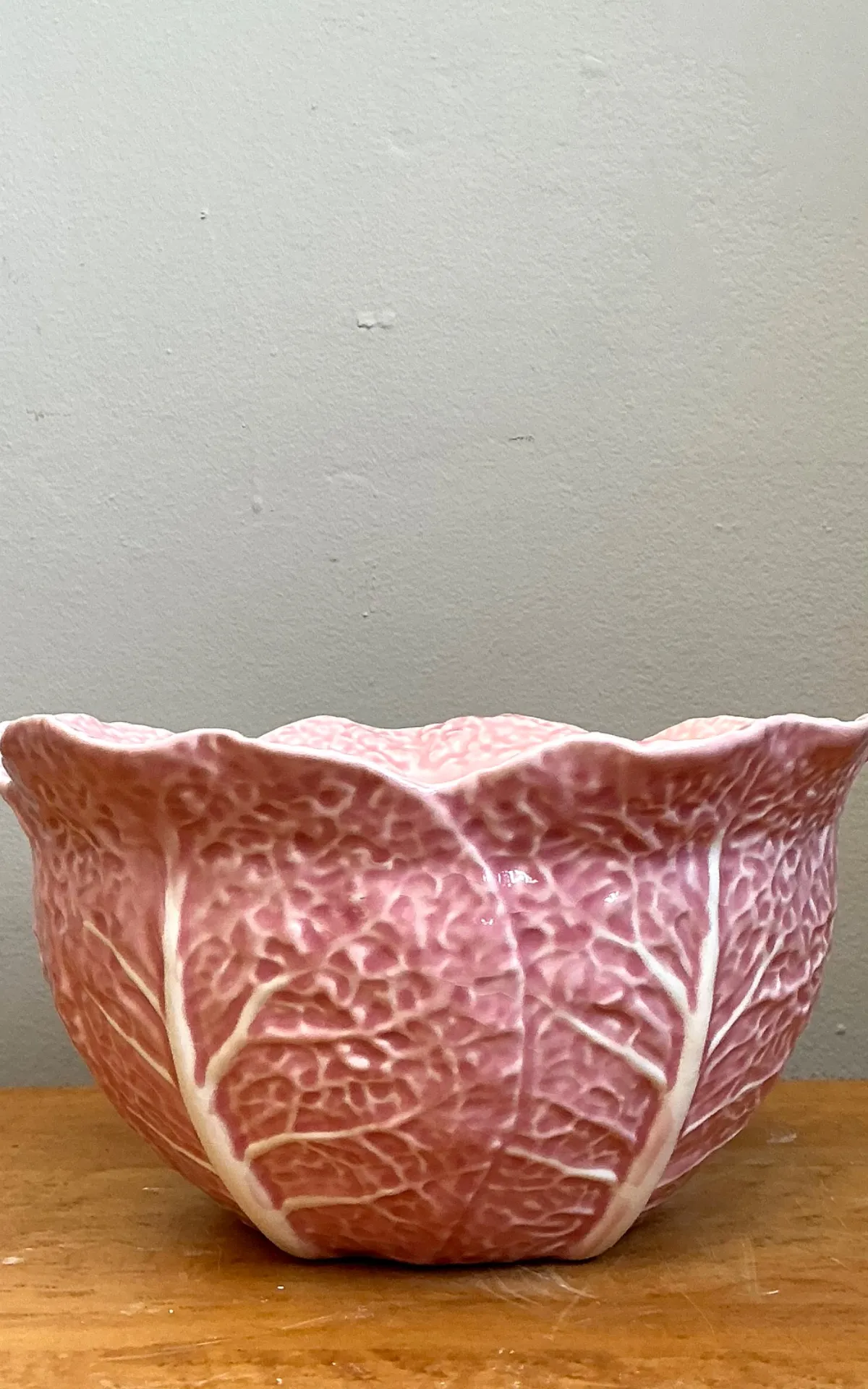 Vintage Bordallo Pinheiro Pink Cabbage Bowl — additional photo 5