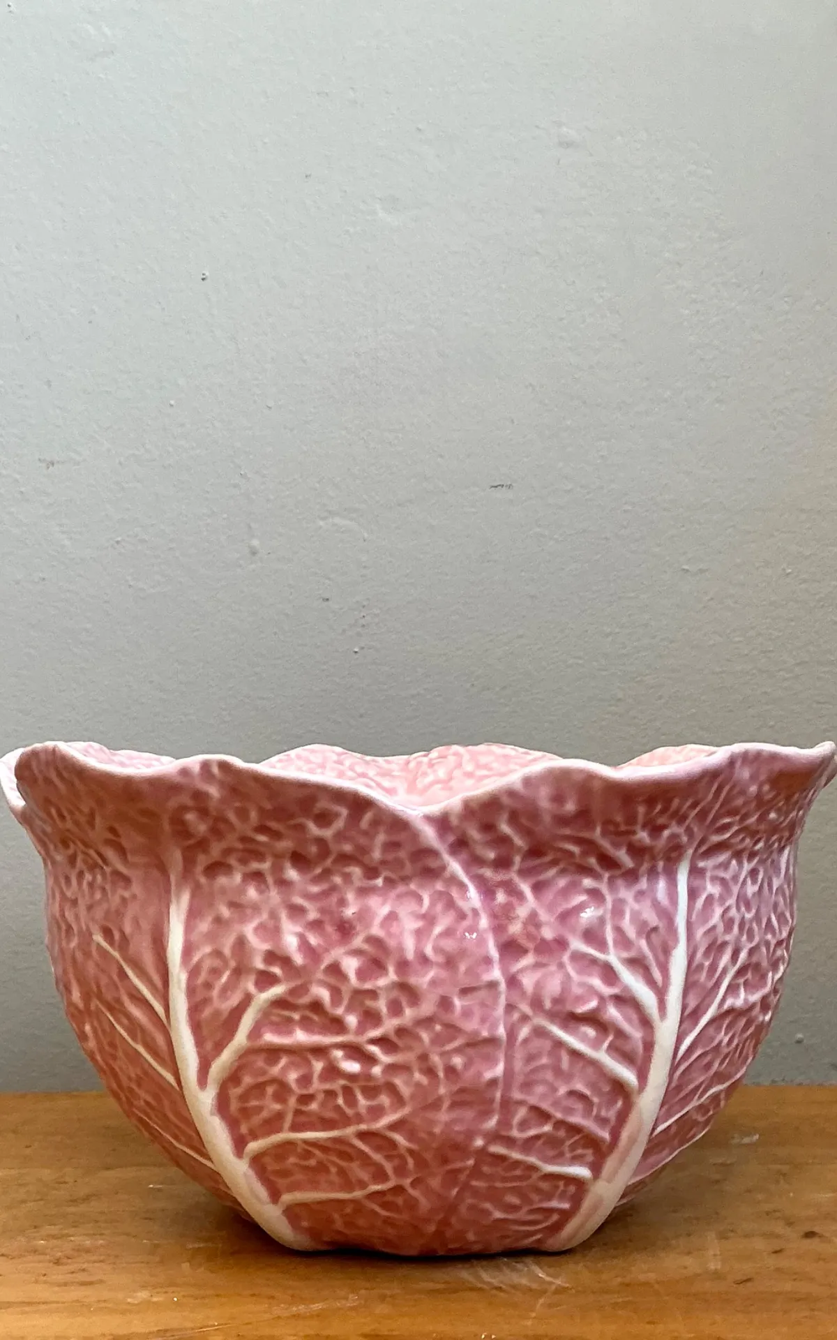 Vintage Bordallo Pinheiro Pink Cabbage Bowl — additional photo 8