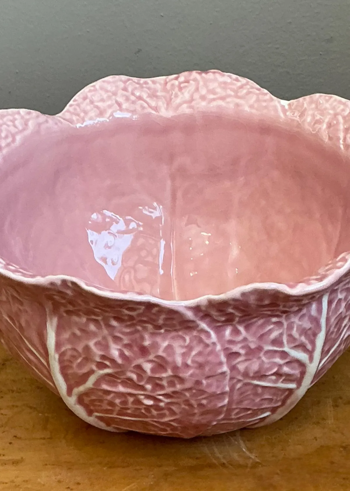 Vintage Bordallo Pinheiro Pink Cabbage Bowl — additional photo 7