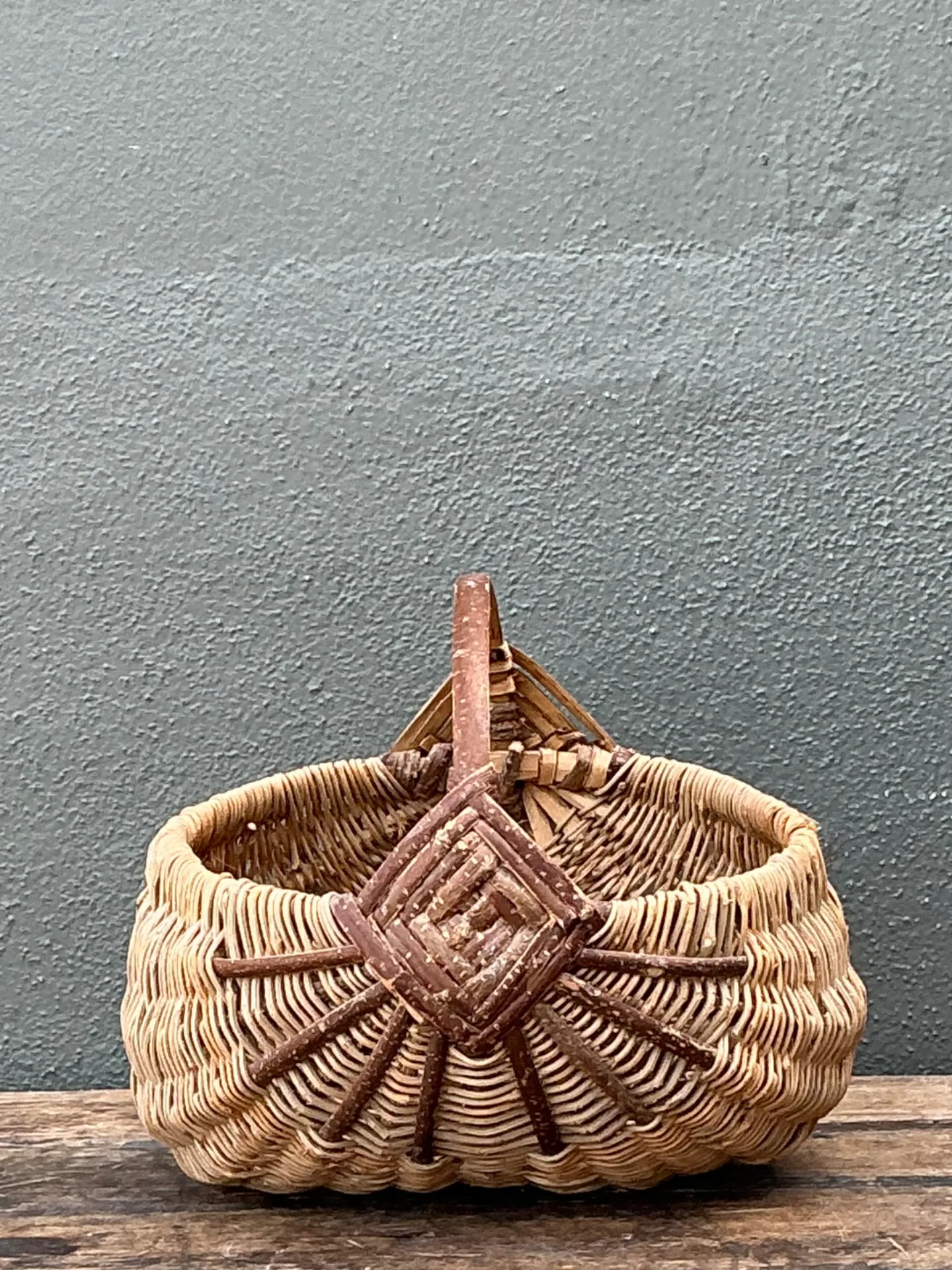 Vintage Handcrafted Shaker Rattan Basket — additional photo 6