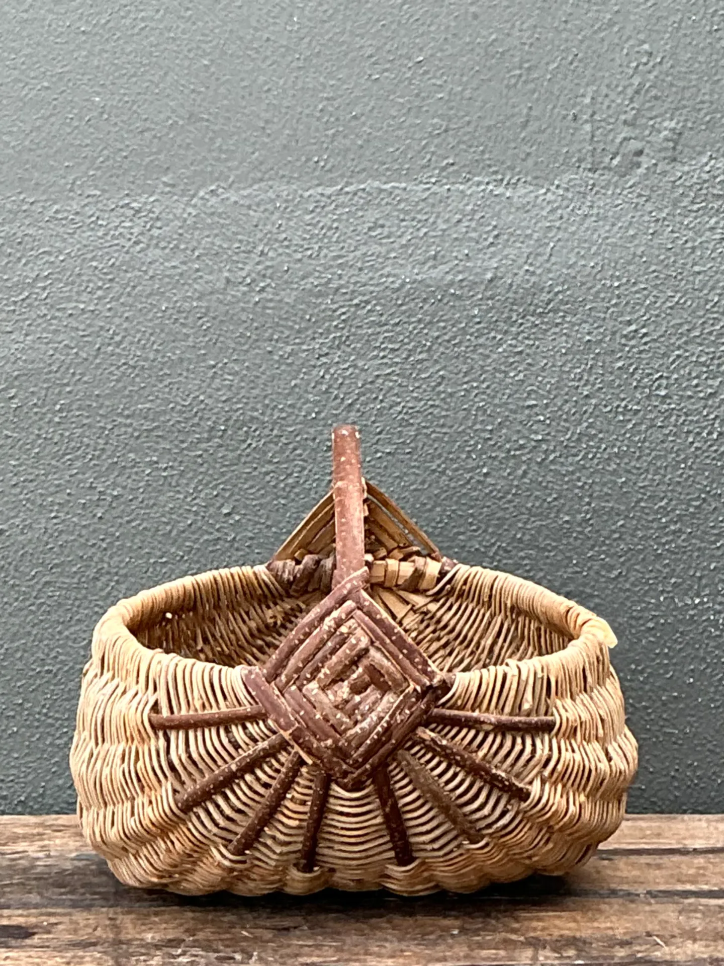 Vintage Handcrafted Shaker Rattan Basket — additional photo 1
