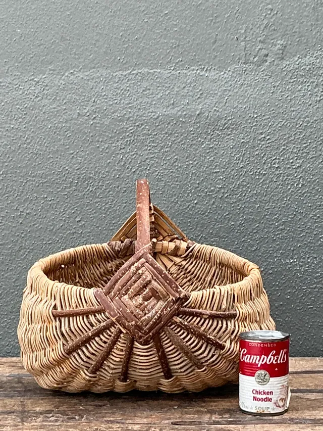 Vintage Handcrafted Shaker Rattan Basket — additional photo 4
