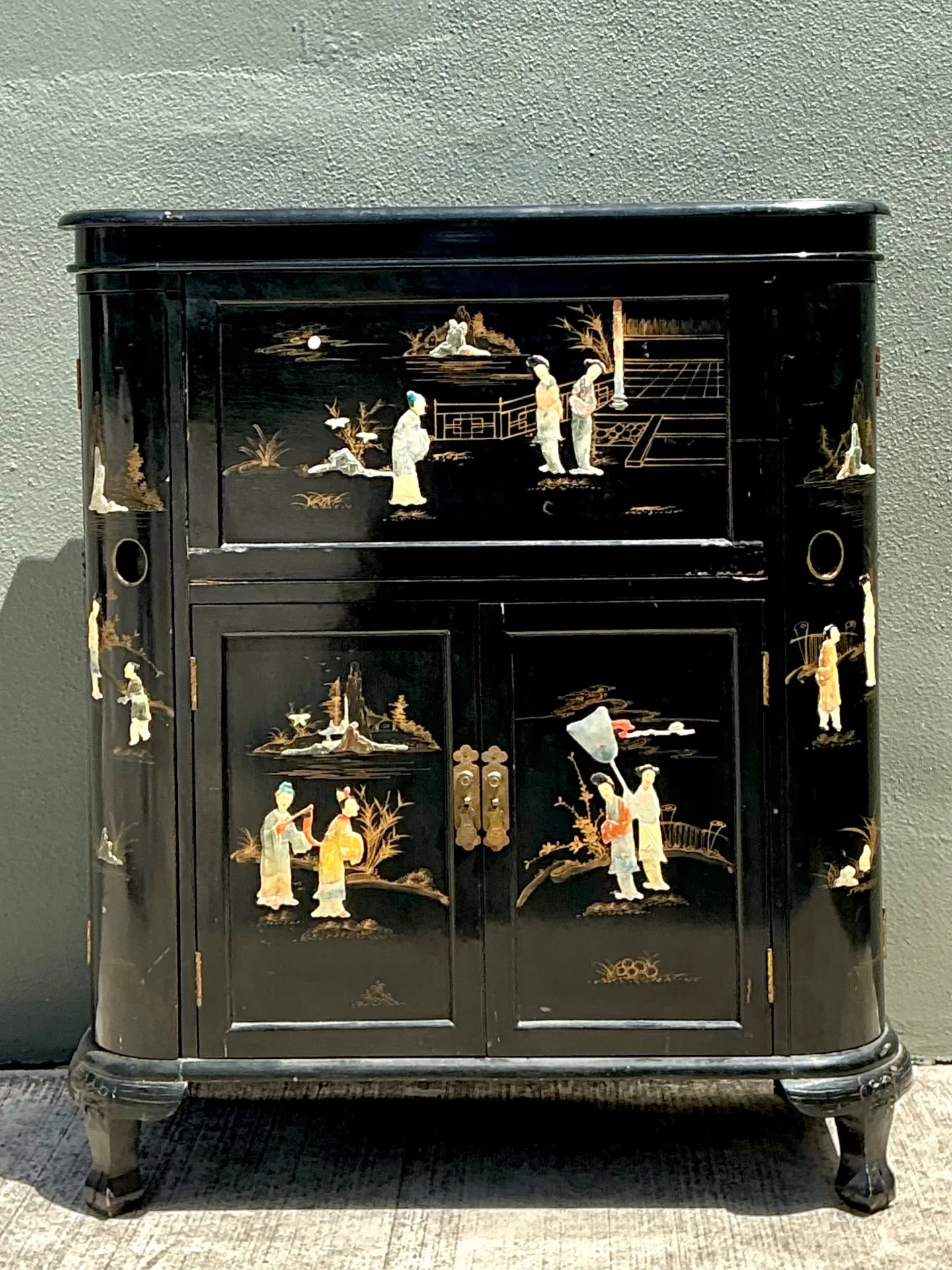 Vintage Black Lacquered Chinoiserie Dry Bar — additional photo 2