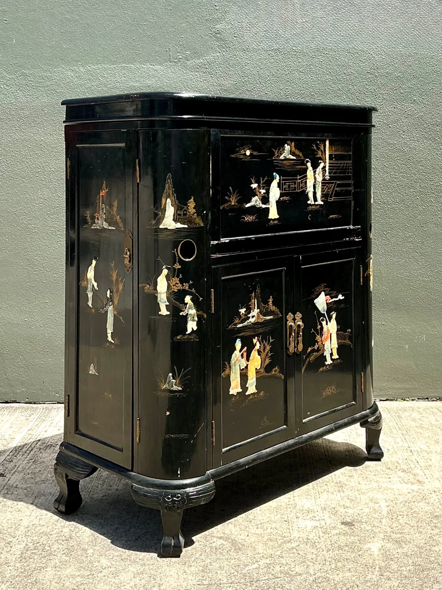 Vintage Black Lacquered Chinoiserie Dry Bar — additional photo 3