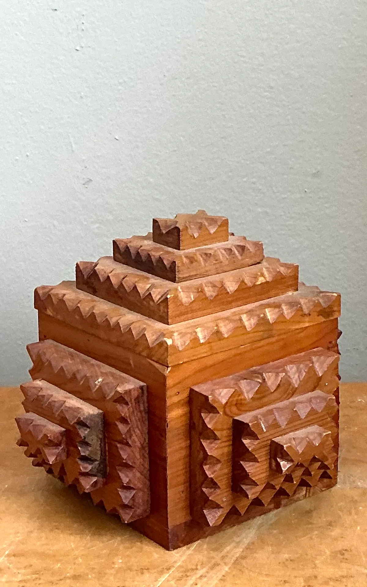 Vintage Carved Wood Tramp Art Box — additional photo 2