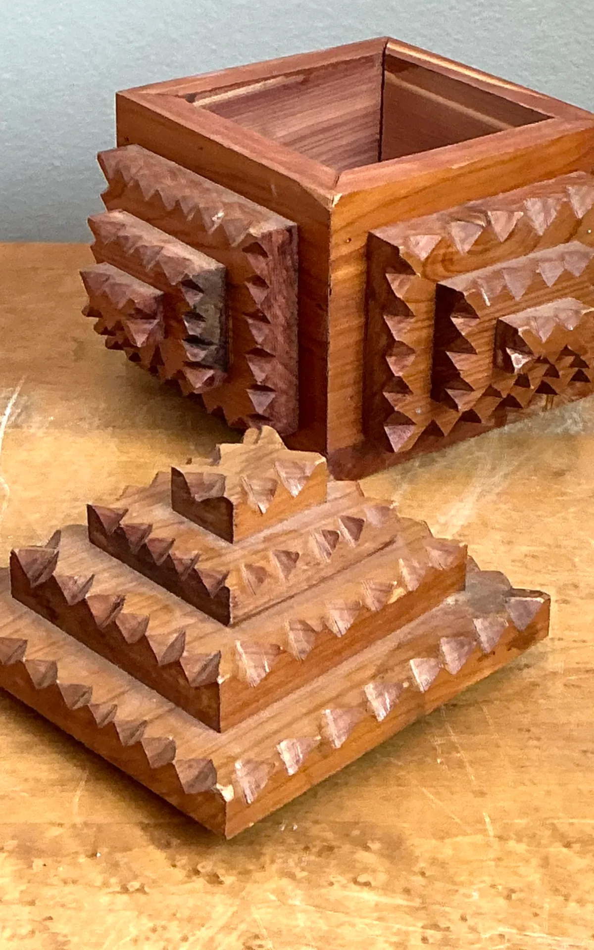 Vintage Carved Wood Tramp Art Box — additional photo 5