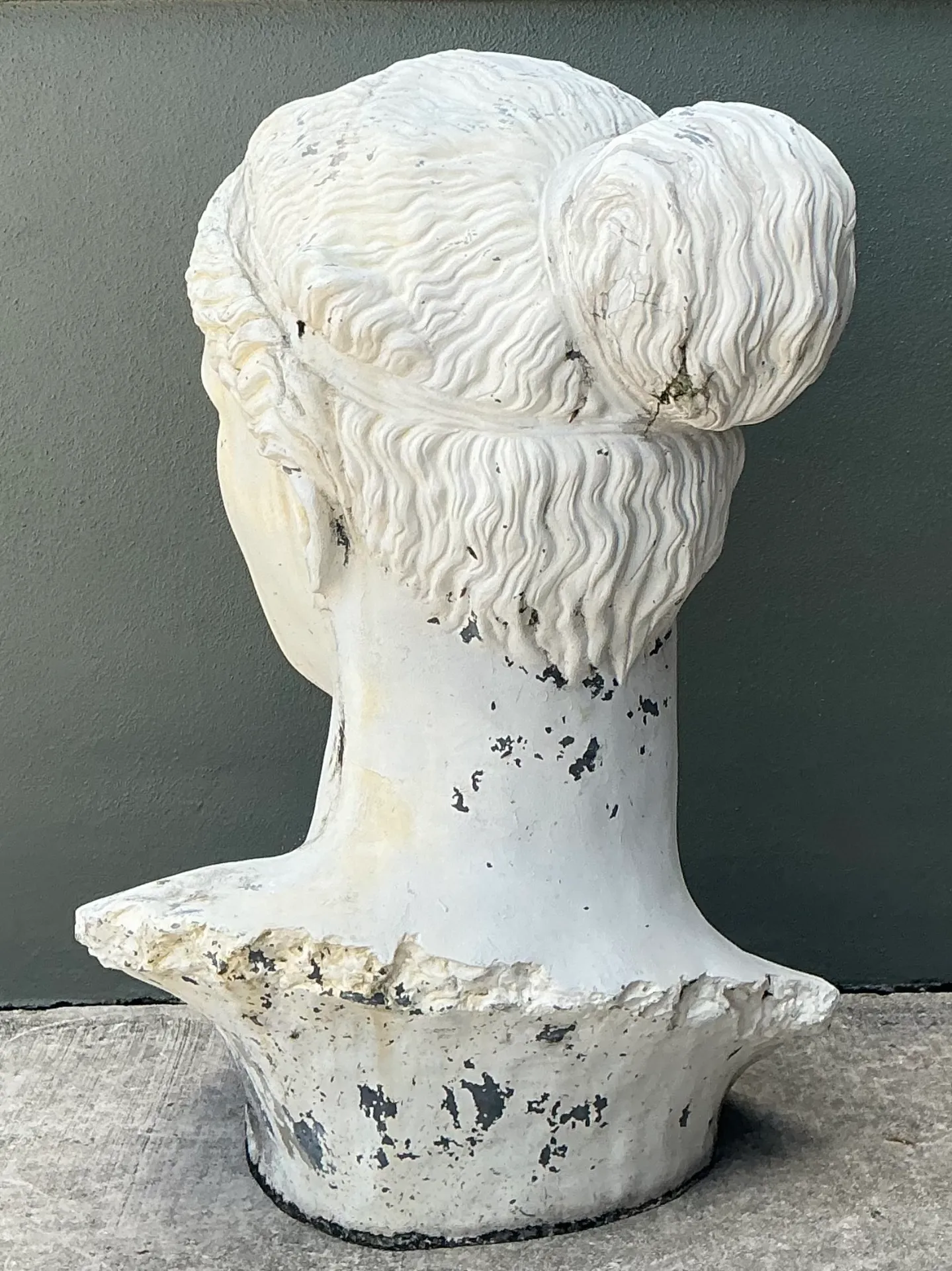 Vintage Monumental Fiberglass Roman Goddess Head Sculpture — additional photo 3