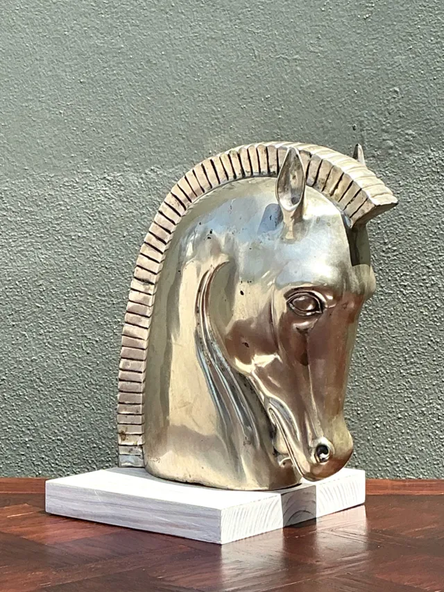 Vintage Horse Head Sculpture — additional photo 4