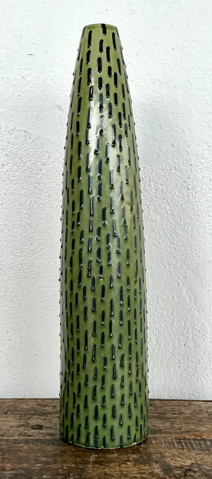 Vintage Green Textured Ceramic Vase — additional photo 4