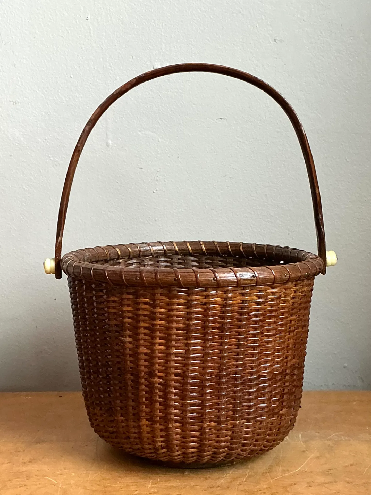 Vintage Woven Rattan Nantucket Basket with Handle — additional photo 8
