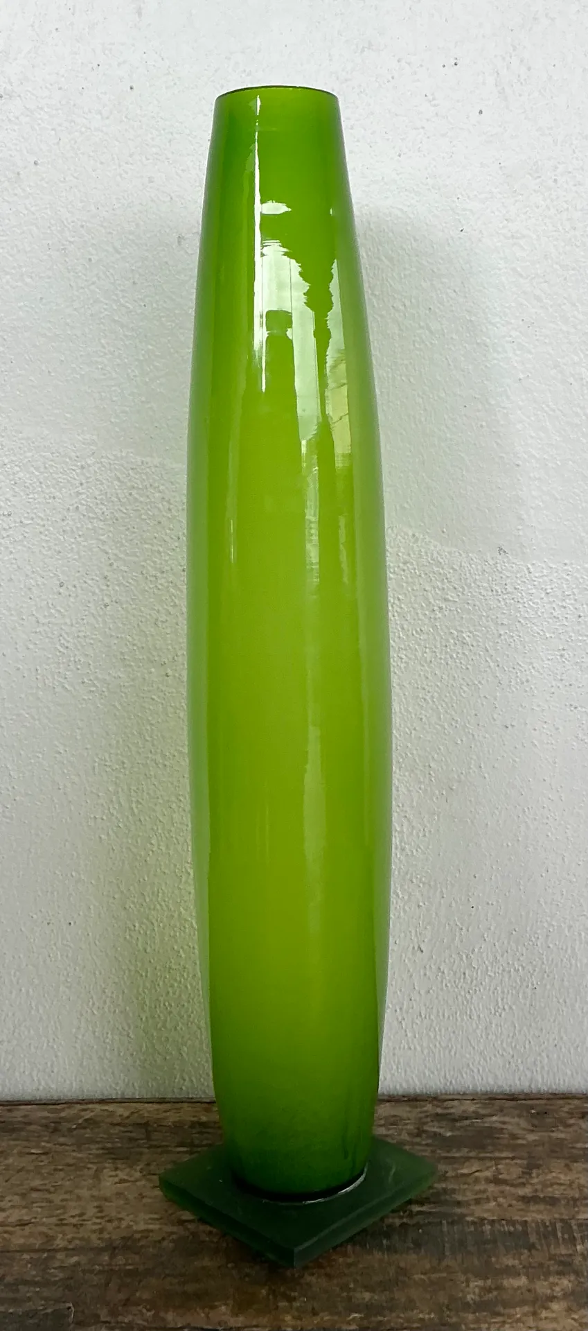 Vintage Tall Green Glass Vase — additional photo 1