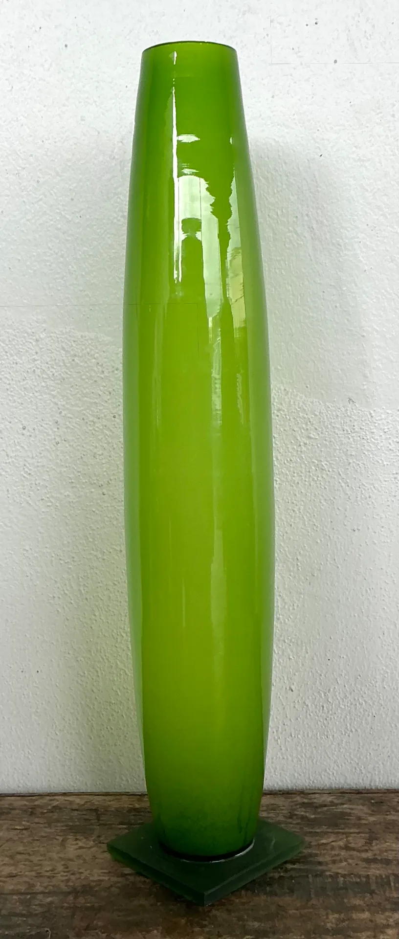 Vintage Tall Green Glass Vase — additional photo 6