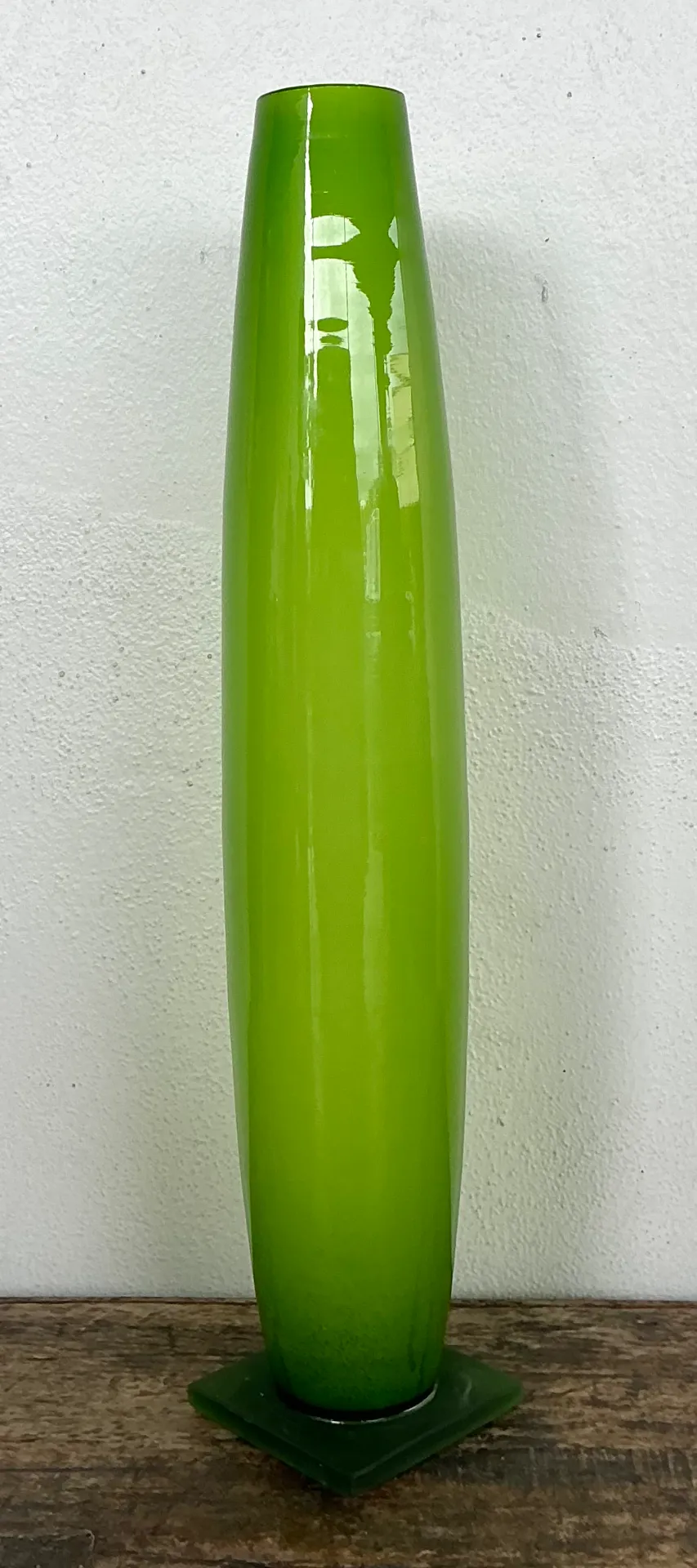 Vintage Tall Green Glass Vase — additional photo 3