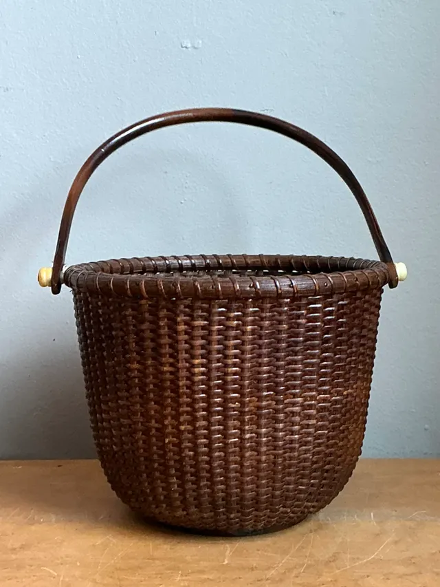 Vintage Woven Rattan Nantucket Basket with Handle — additional photo 7