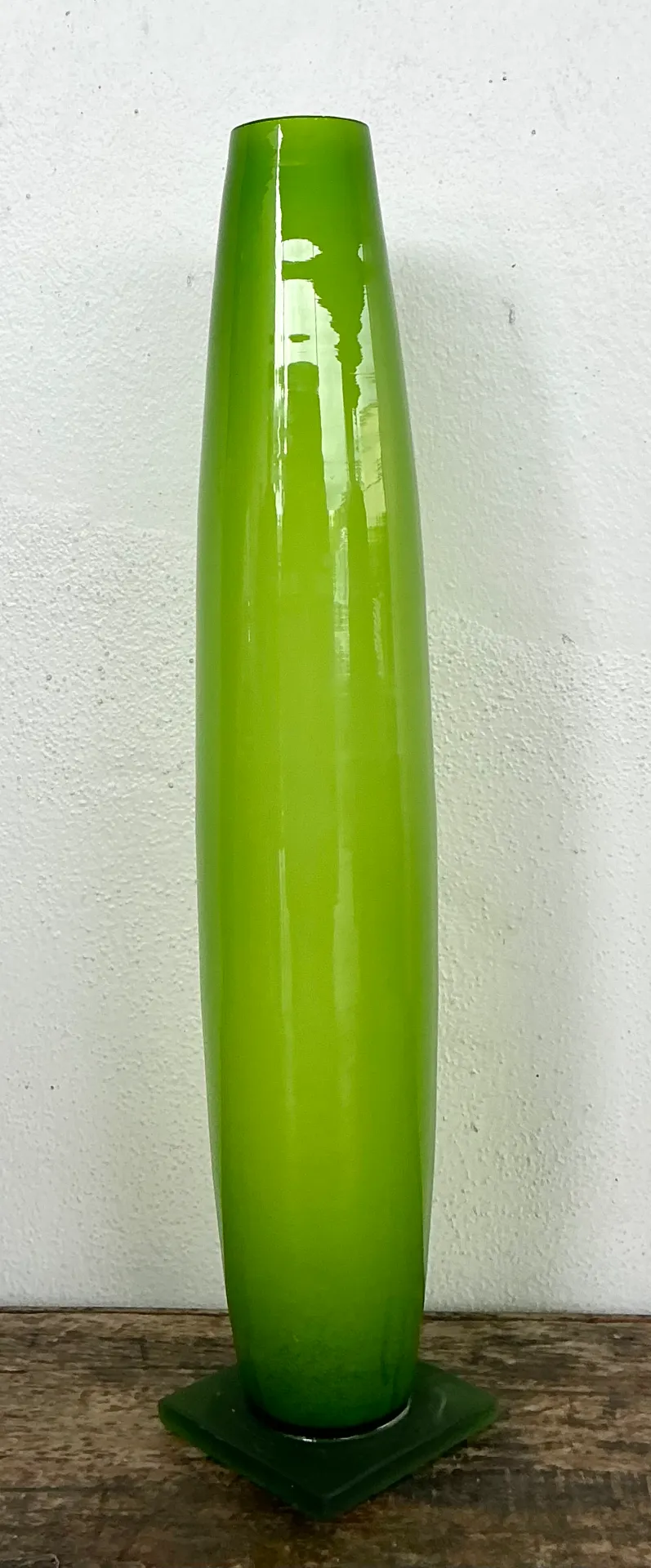 Vintage Tall Green Glass Vase — additional photo 4