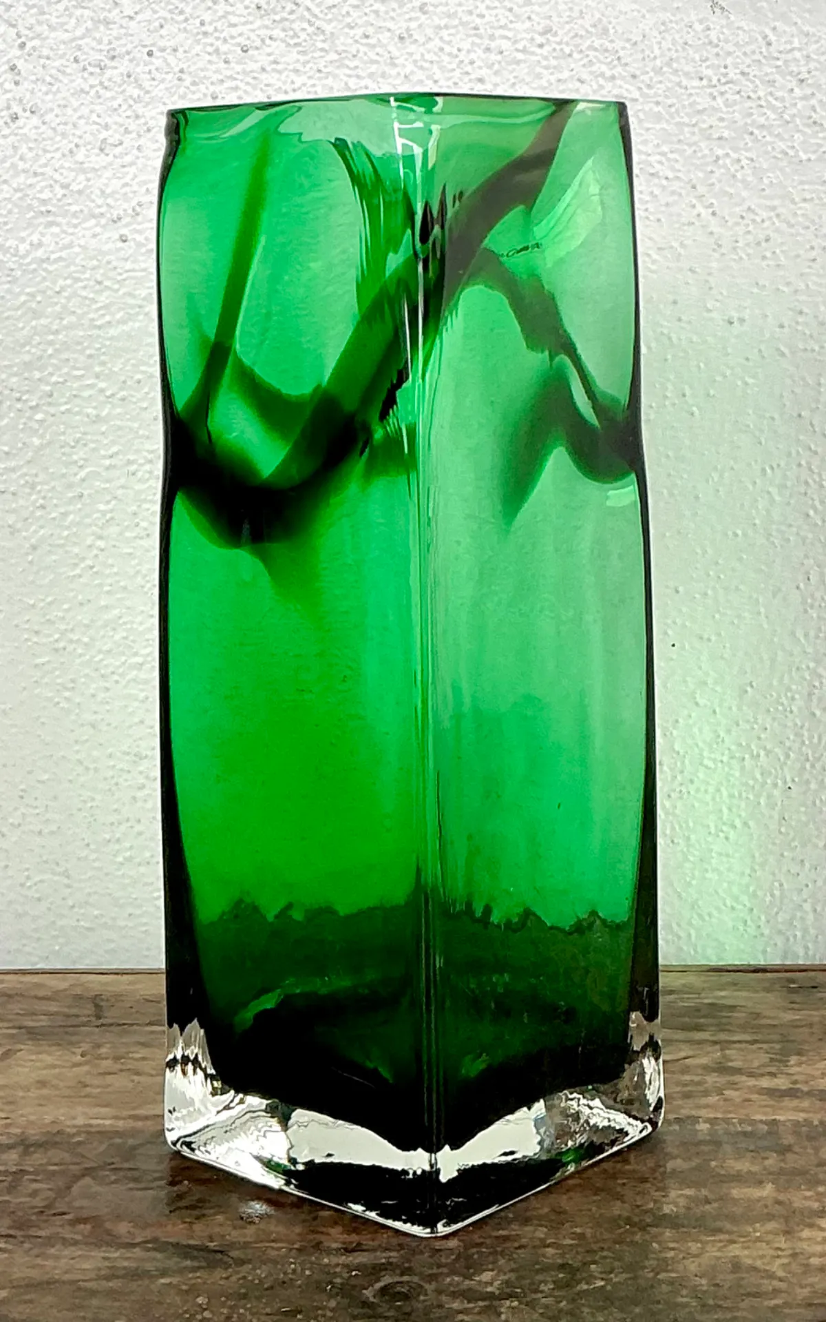 Vintage Polish Emerald Glass Tall Vase — additional photo 5
