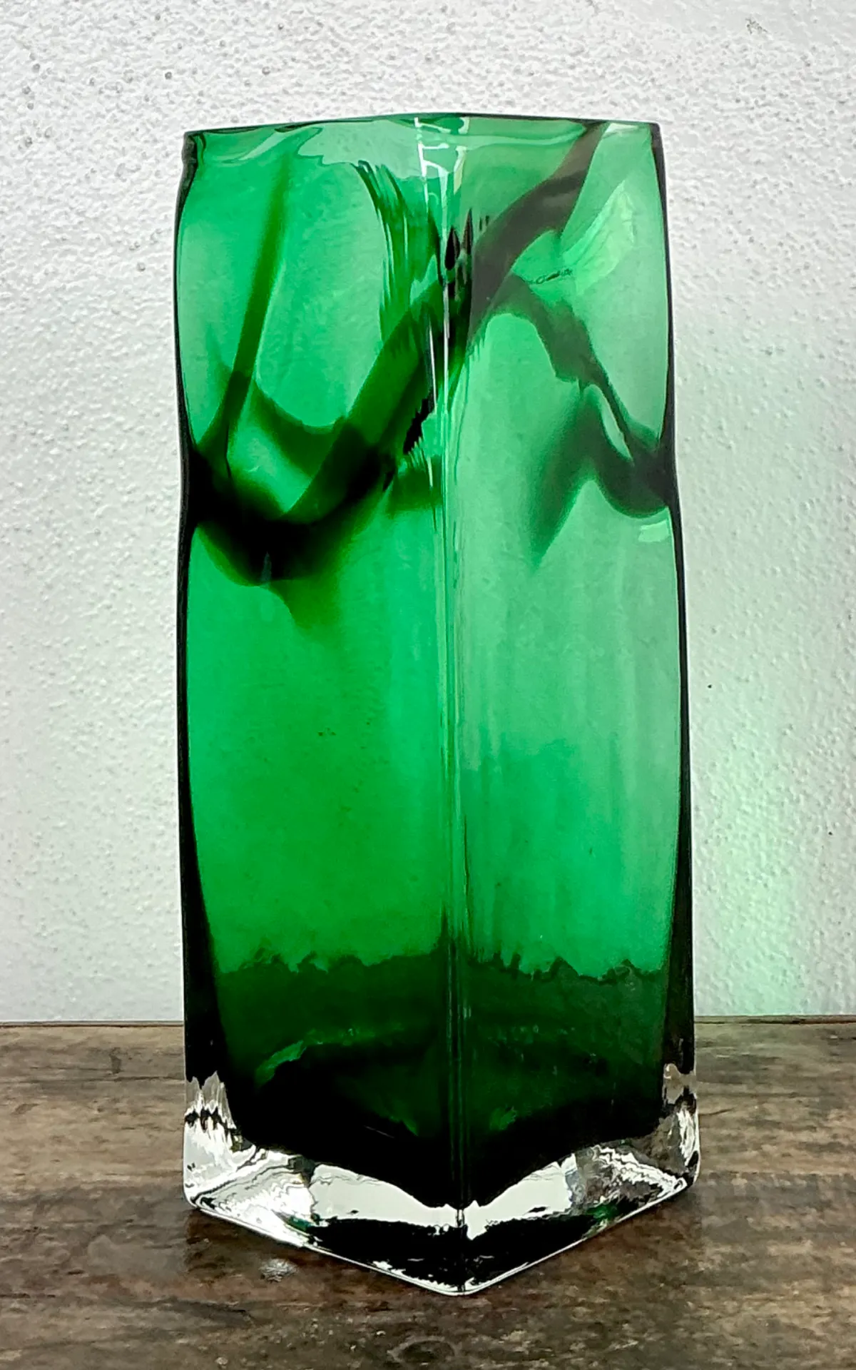 Vintage Polish Emerald Glass Tall Vase — additional photo 8