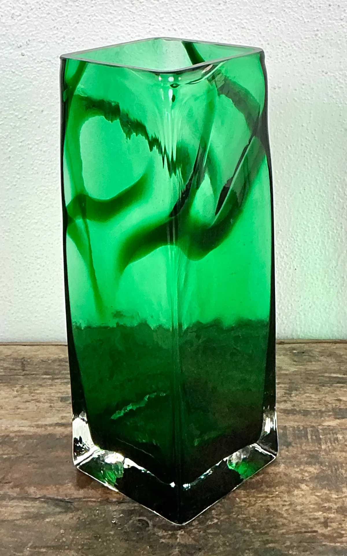 Vintage Polish Emerald Glass Tall Vase — additional photo 1