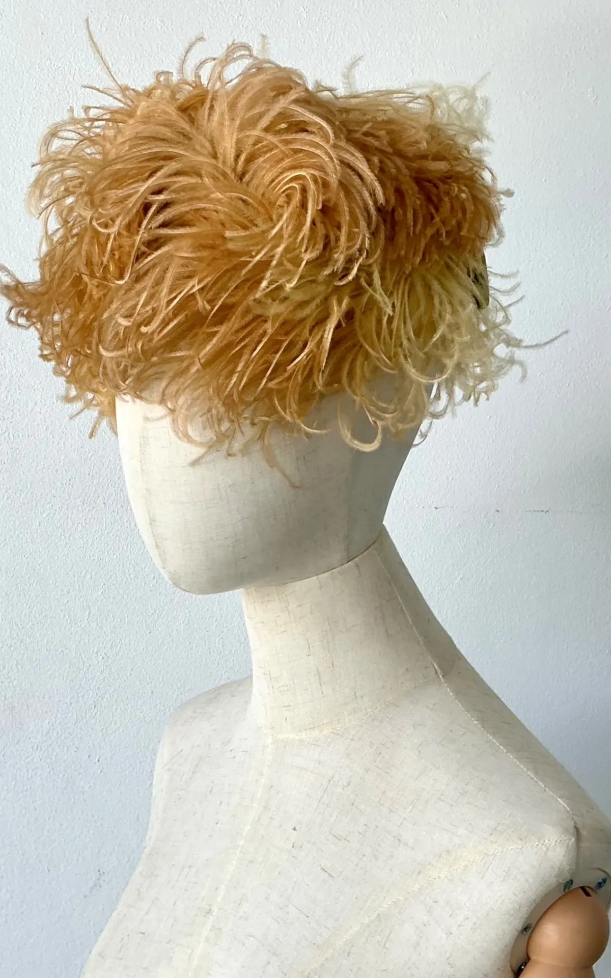 Vintage Feather Hat with Decorative Velvet Bow — additional photo 2