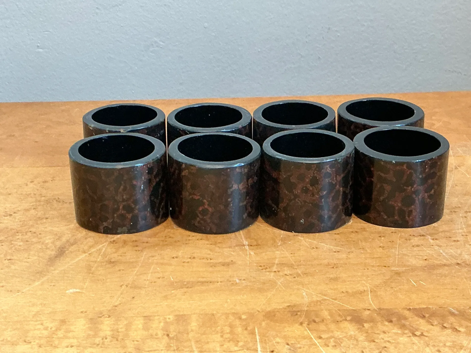 Vintage Tortoiseshell Style Napkin Rings - Set of 8 — additional photo 1