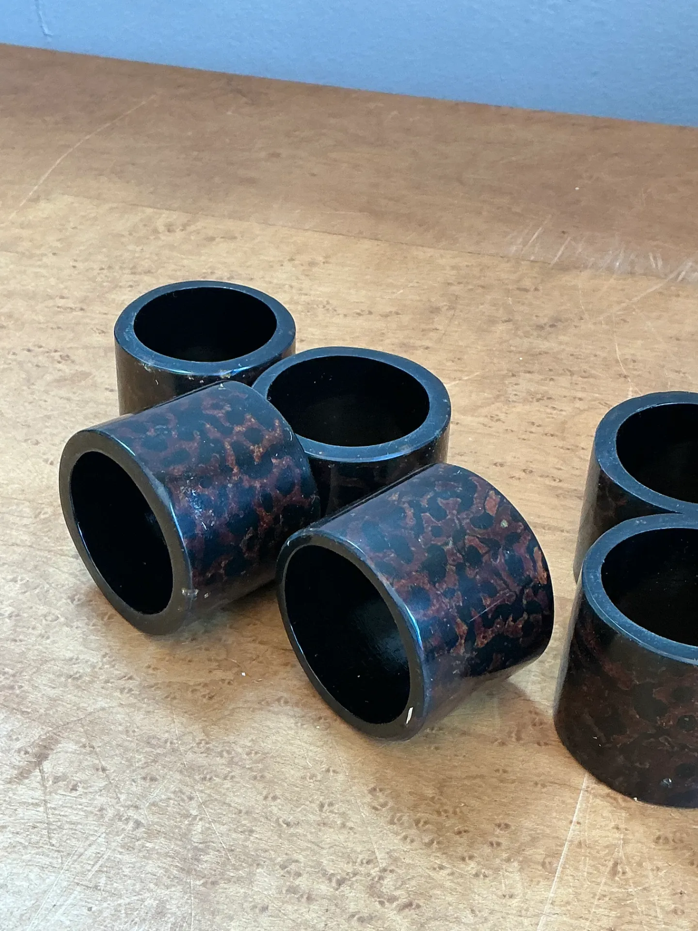 Vintage Tortoiseshell Style Napkin Rings - Set of 8 — additional photo 2