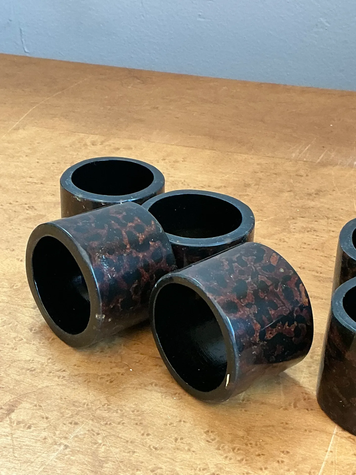 Vintage Tortoiseshell Style Napkin Rings - Set of 8 — additional photo 3