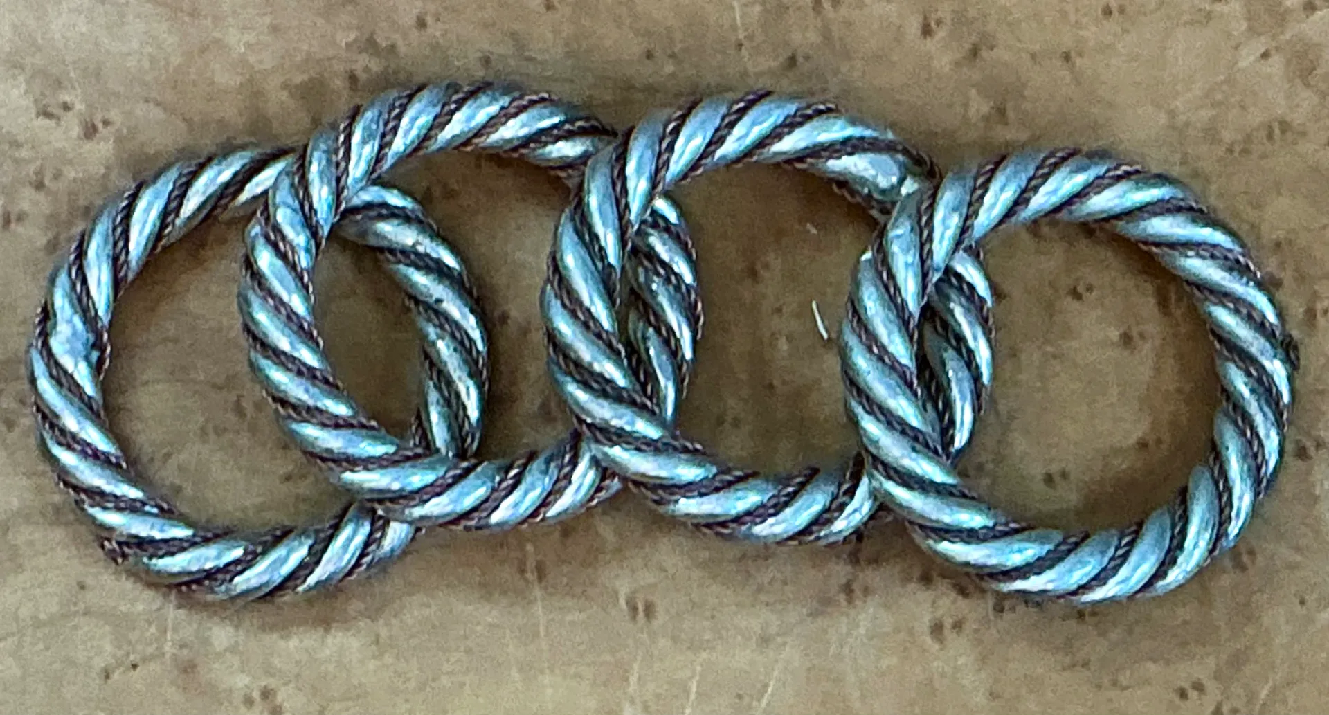 Vintage Rope Style Metal Napkin Rings — additional photo 6