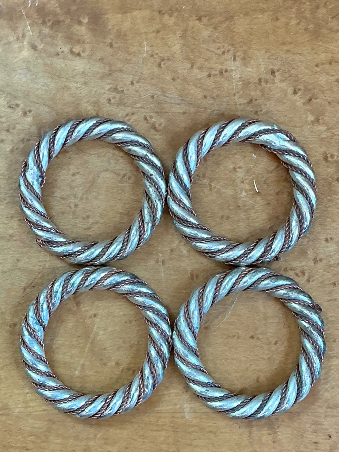 Vintage Rope Style Metal Napkin Rings — additional photo 1