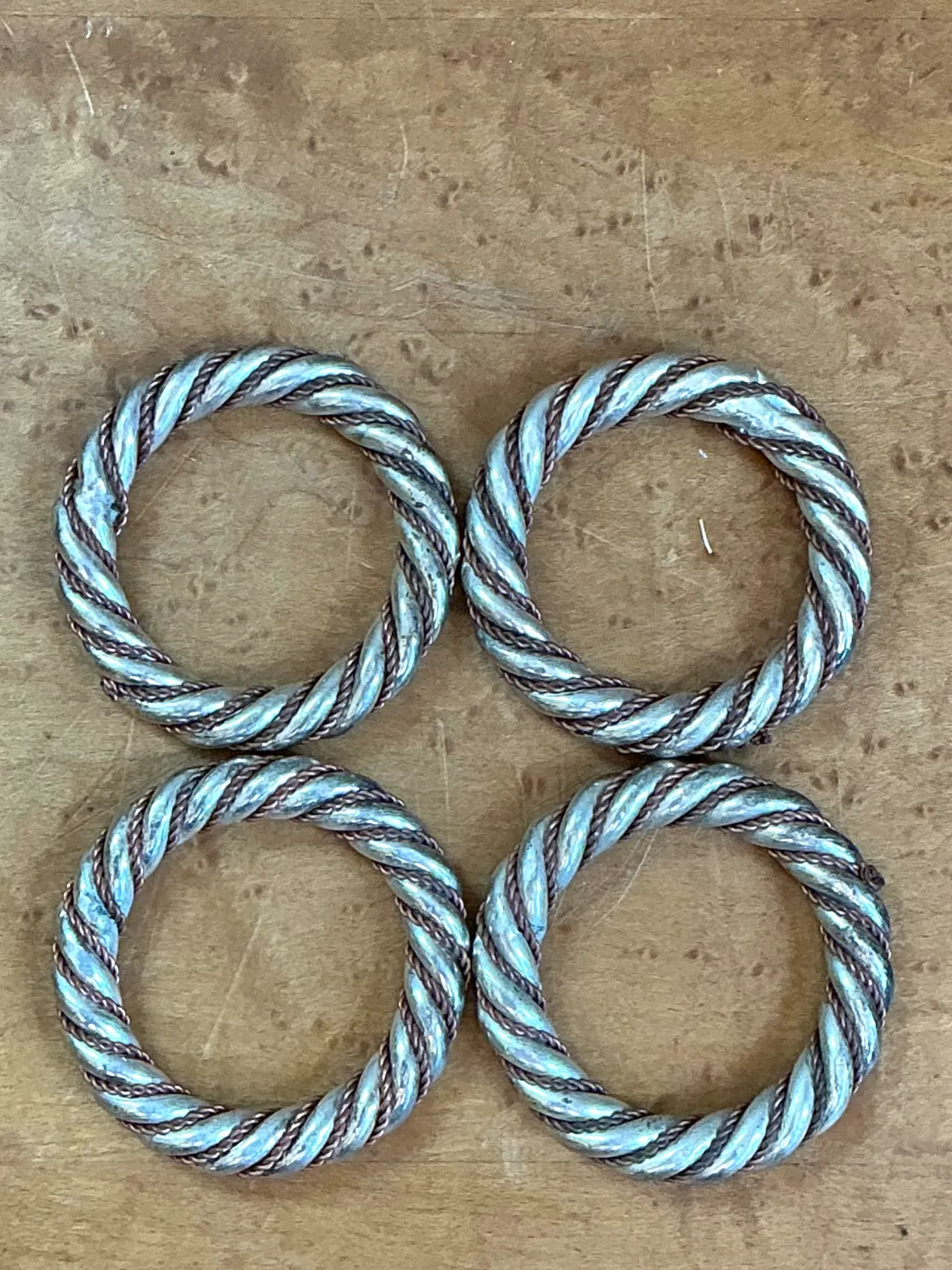 Vintage Rope Style Metal Napkin Rings — additional photo 3