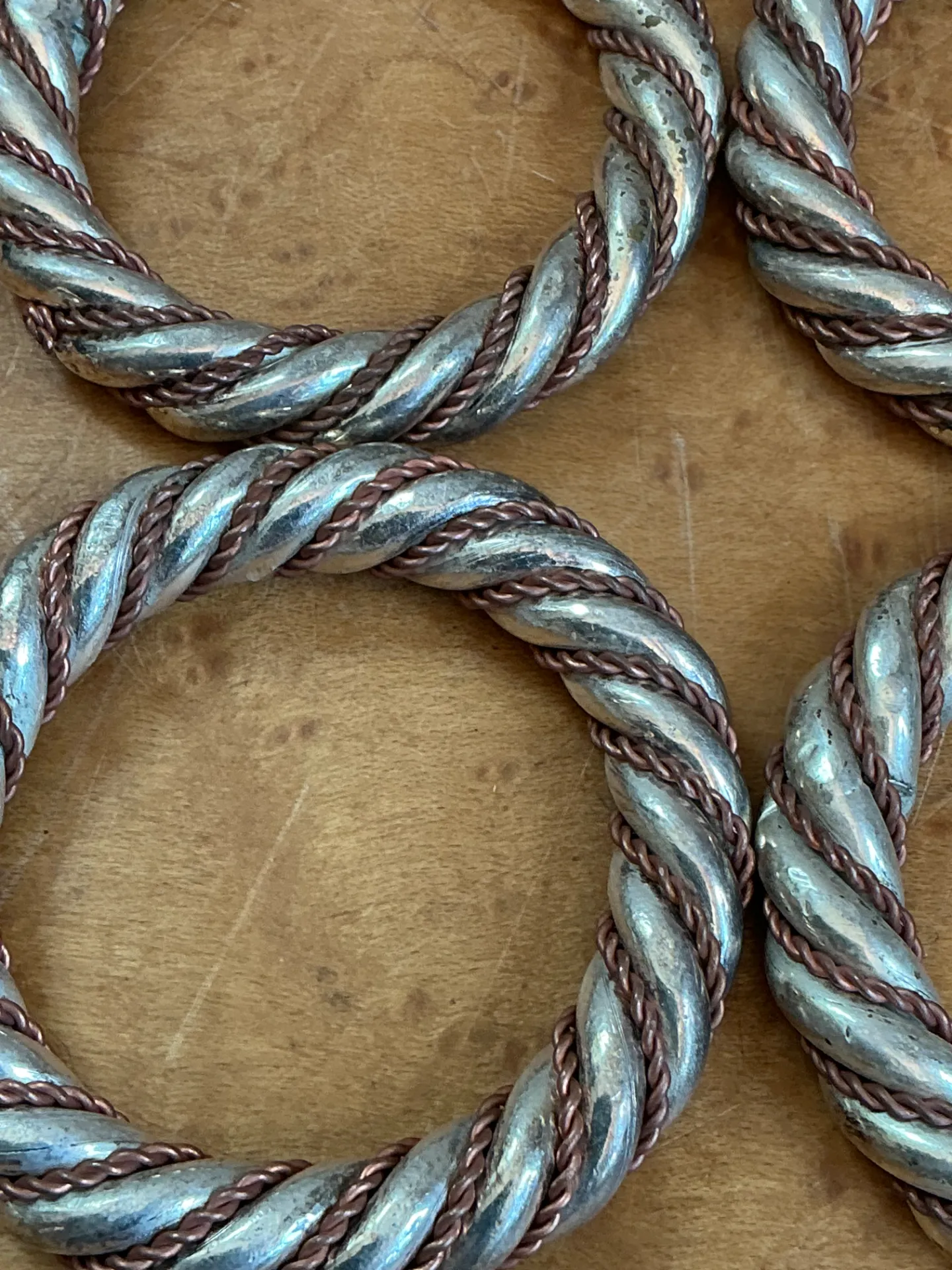 Vintage Rope Style Metal Napkin Rings — additional photo 5