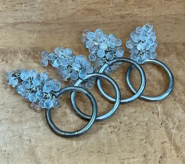 Vintage Glass Grape Cluster Napkin Rings — additional photo 2
