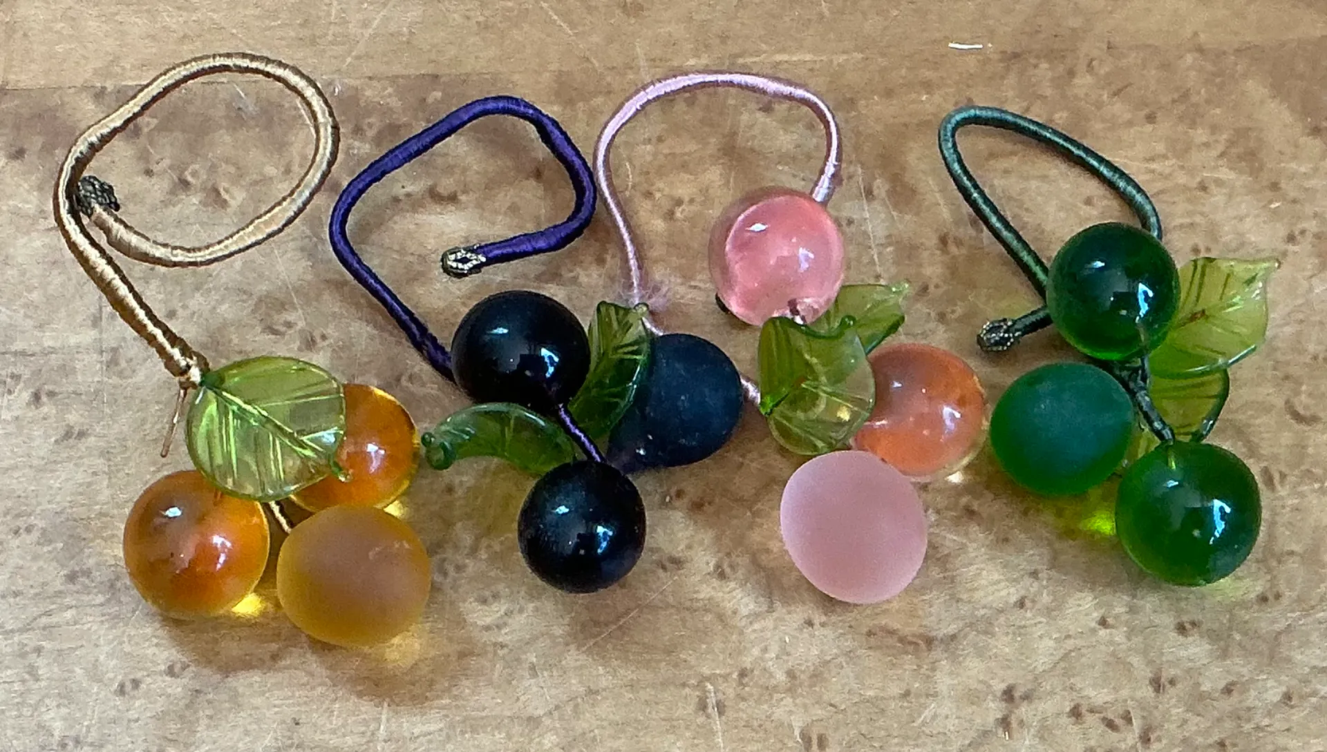 Vintage Glass Fruit Charms with Leaves Napkin Rings — additional photo 4