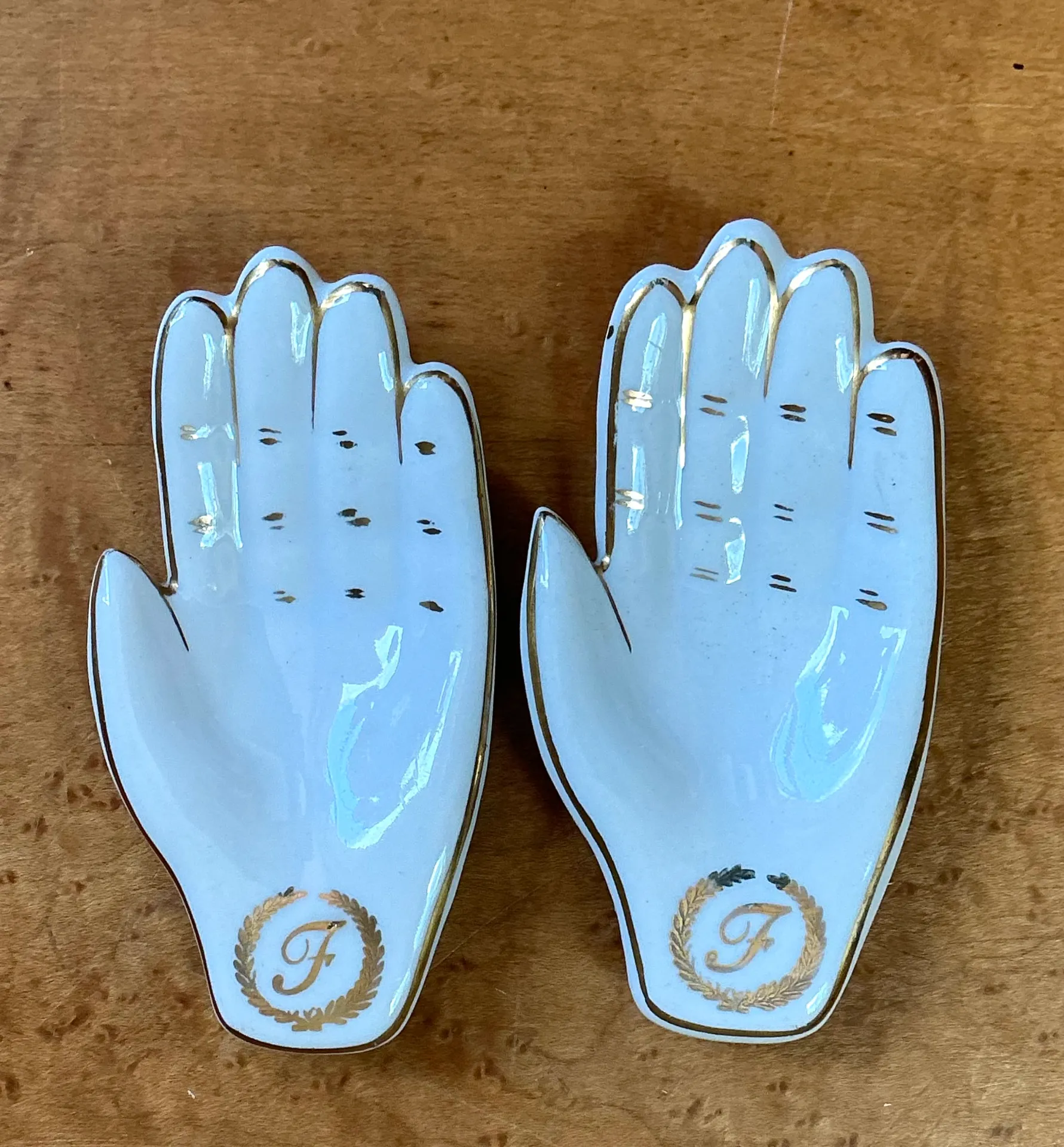 Vintage Styron China Porcelain Hand-Shaped Trinket Dishes — additional photo 2