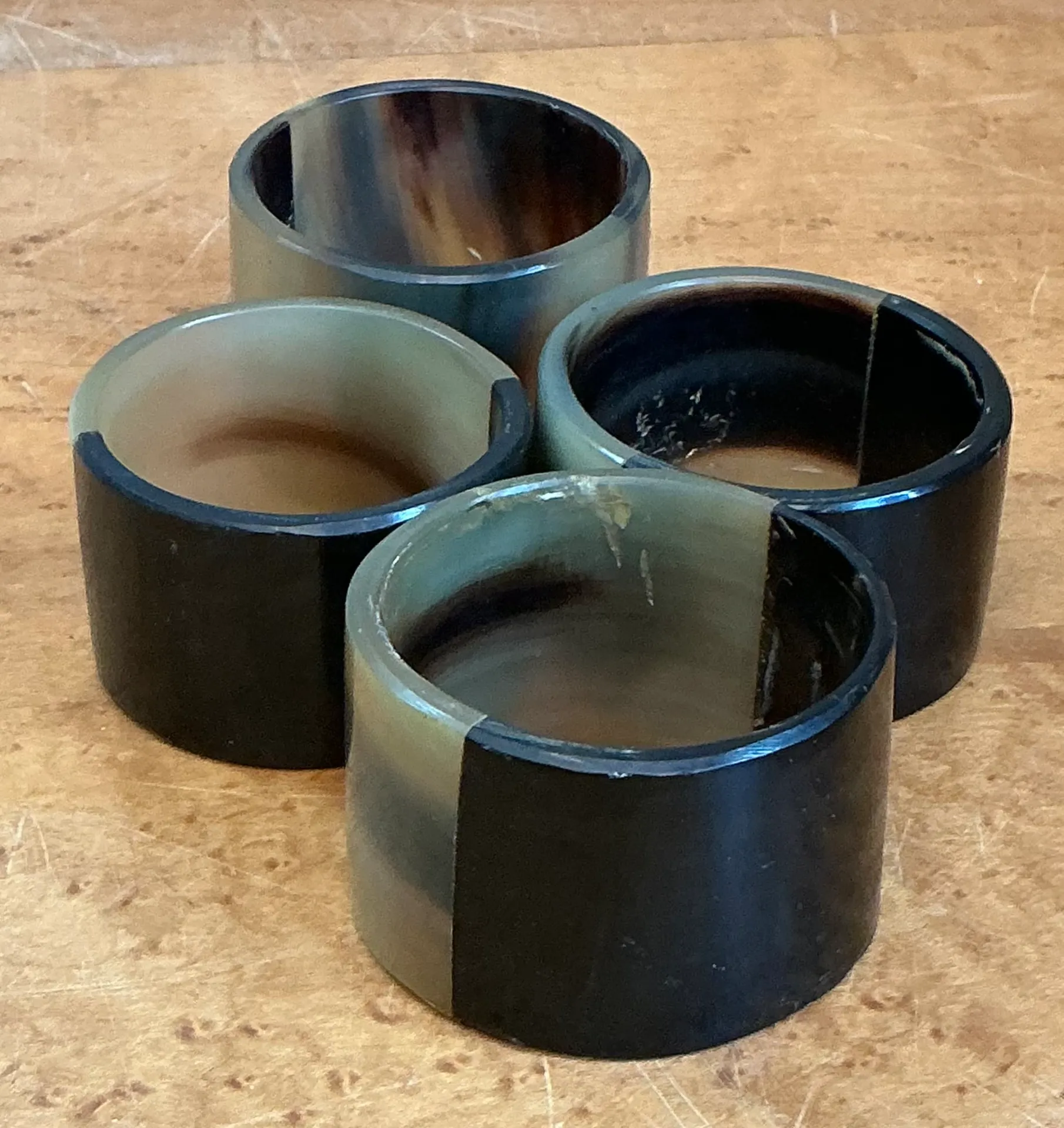 Vintage Tortoiseshell Style Resin Napkin Rings — additional photo 2