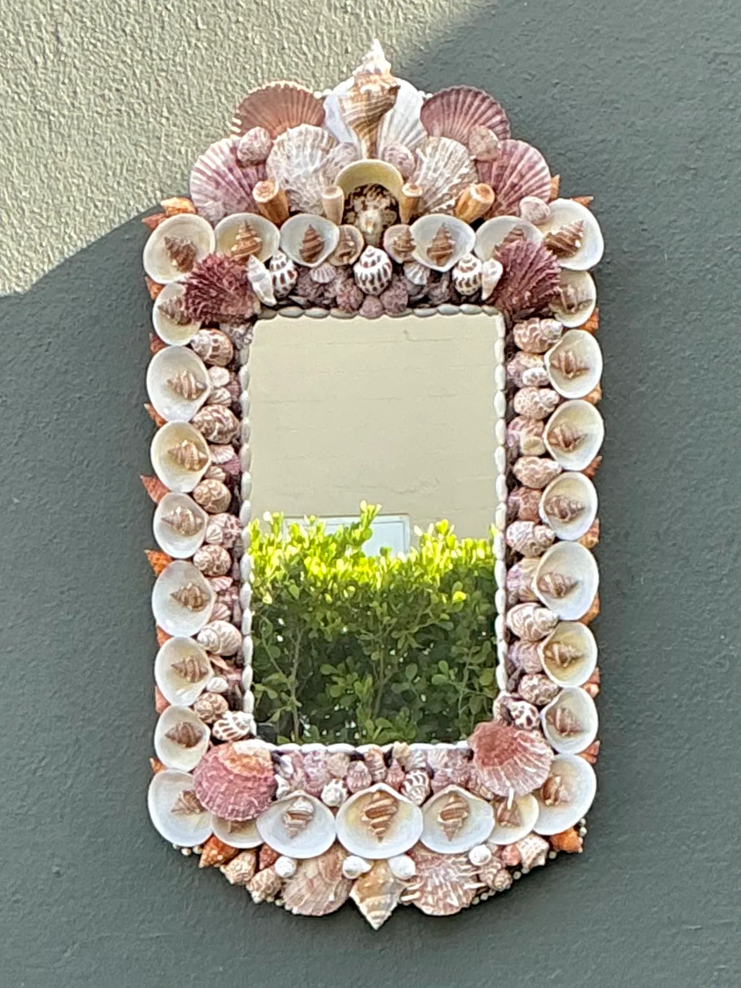 Vintage Shell Encrusted Mirror — additional photo 1