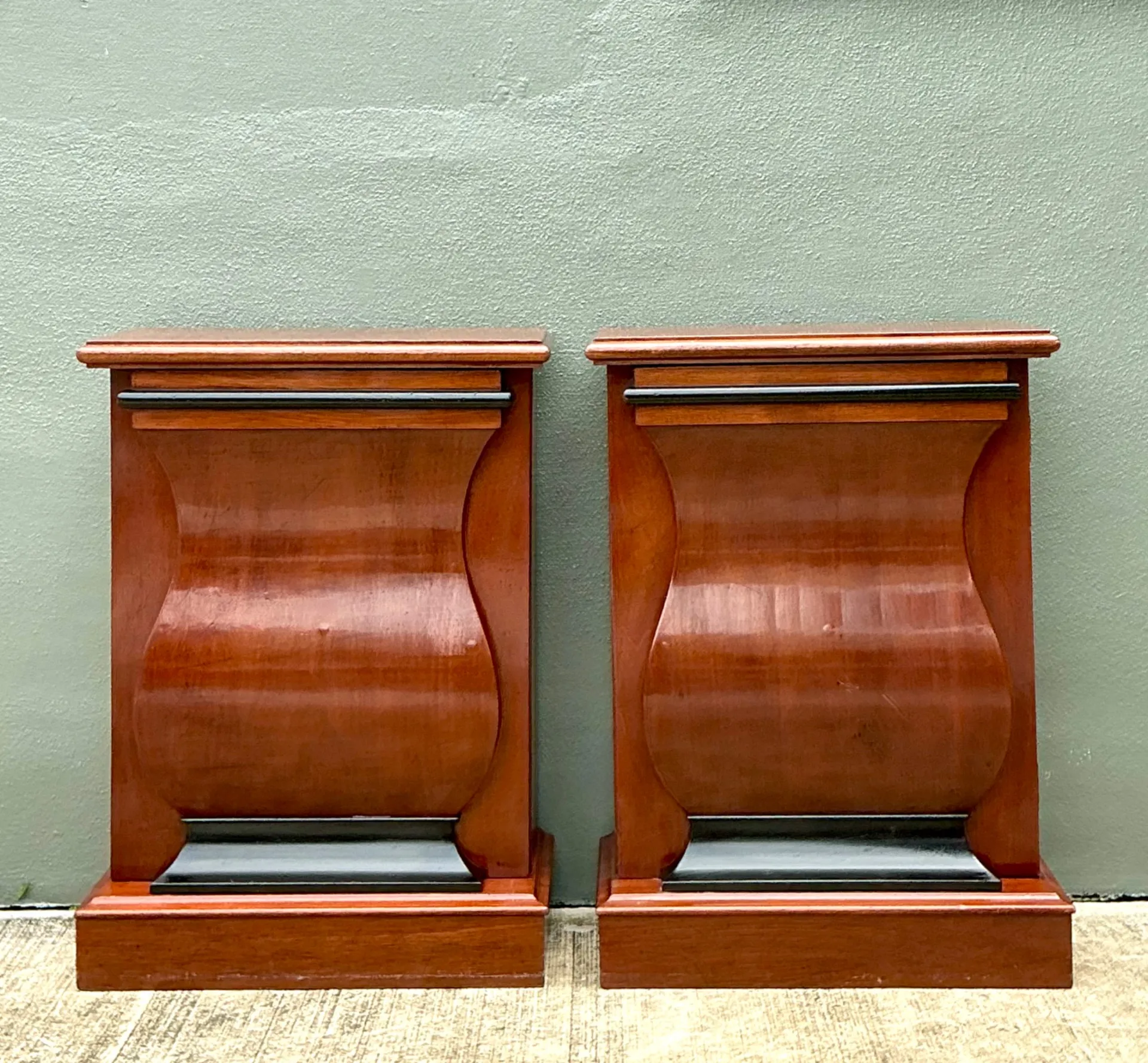 Vintage Mahogany Scroll Front Cabinets - A Pair — additional photo 5