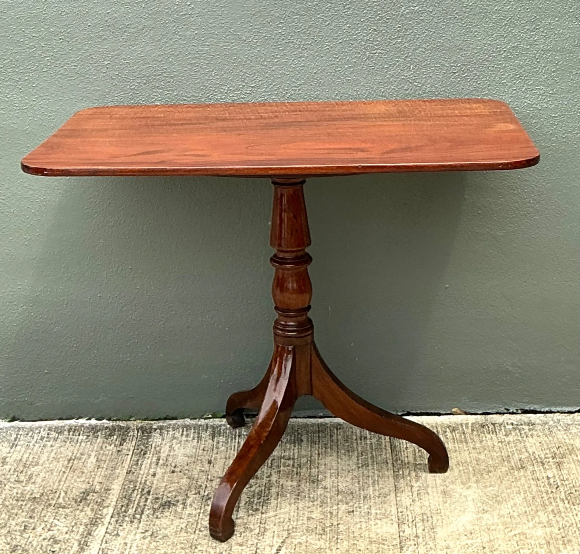 Vintage George 111 Mahogany Tripod Side Table — additional photo 5