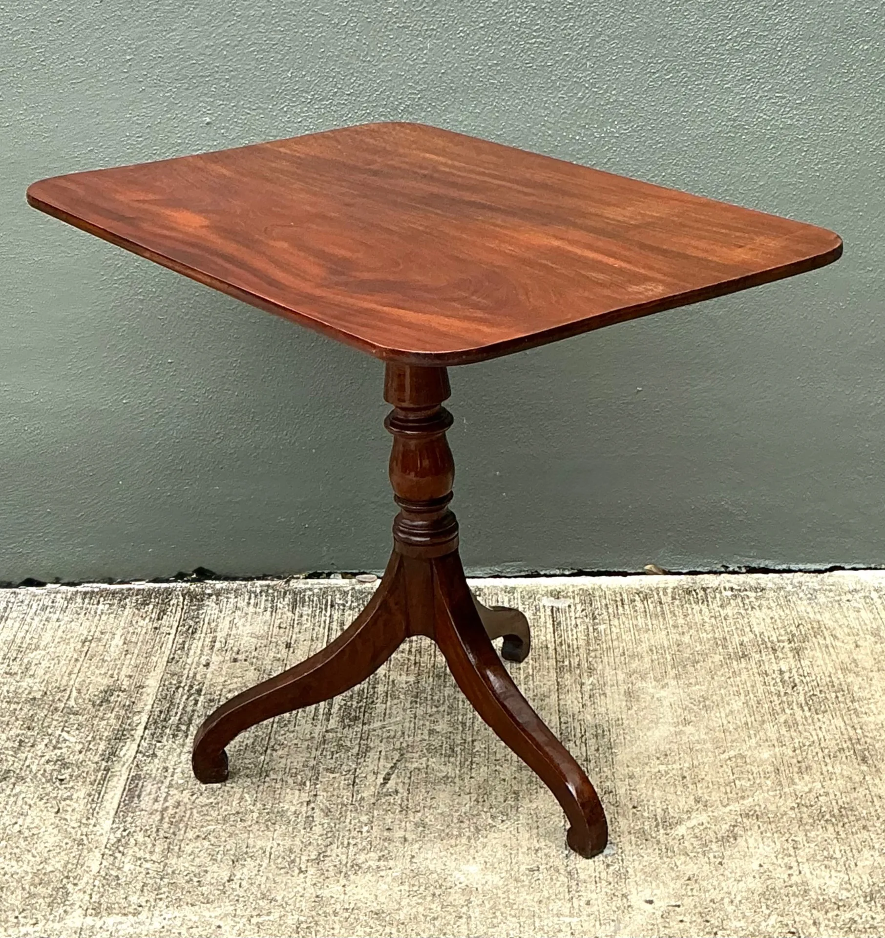 Vintage George 111 Mahogany Tripod Side Table — additional photo 1